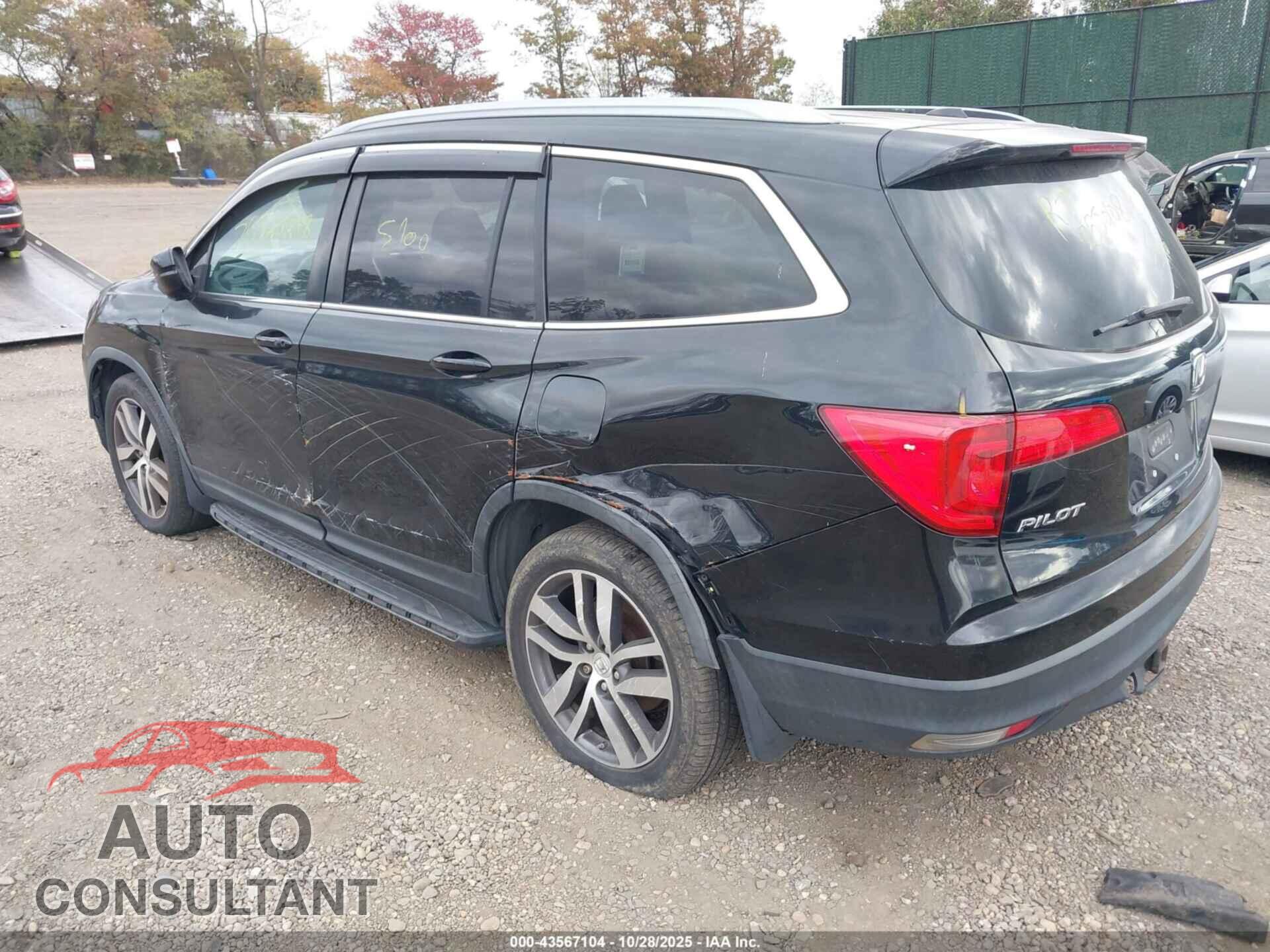 HONDA PILOT 2017 - 5FNYF6H53HB024357