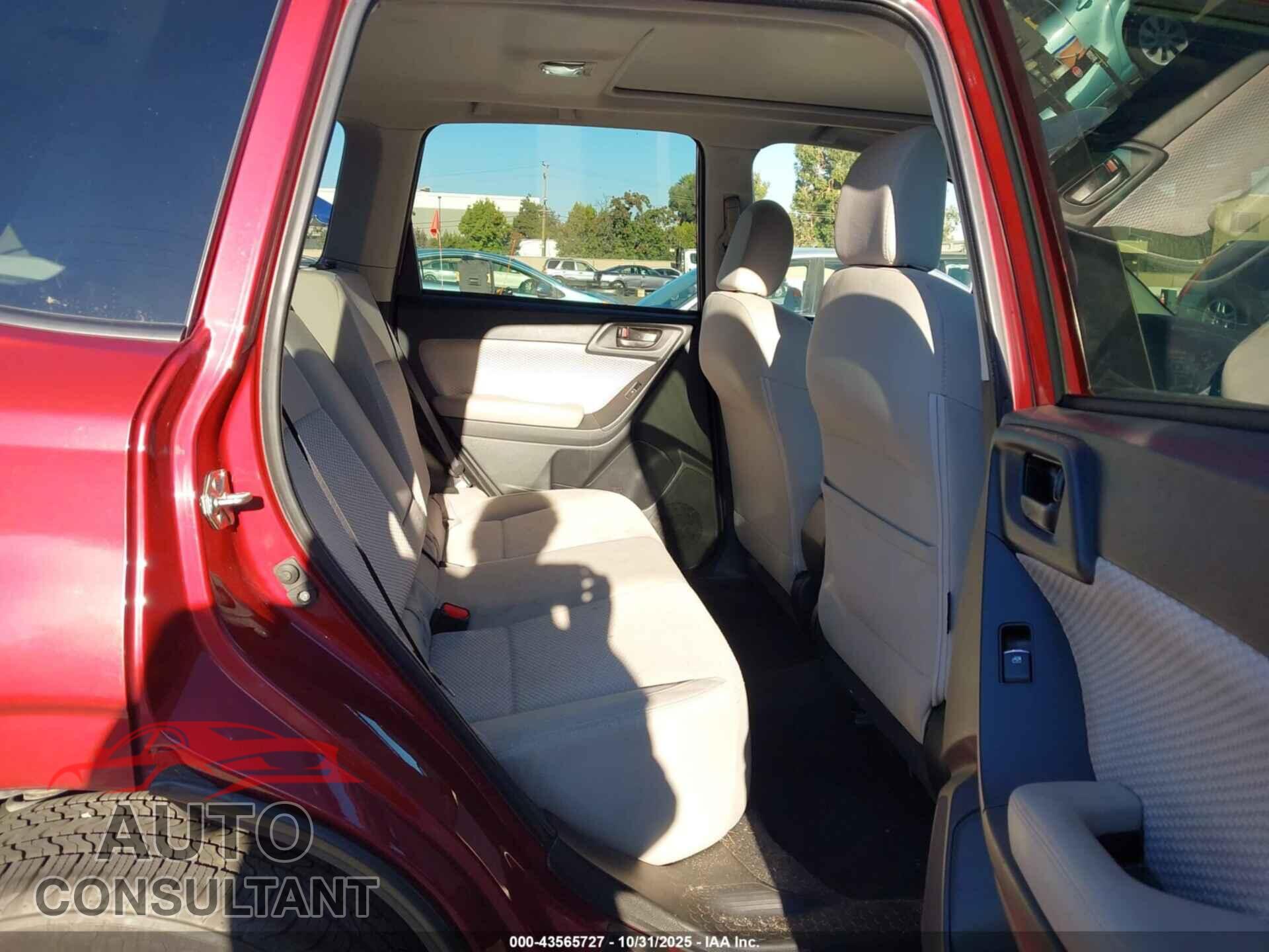 SUBARU FORESTER 2017 - JF2SJAEC5HH577765