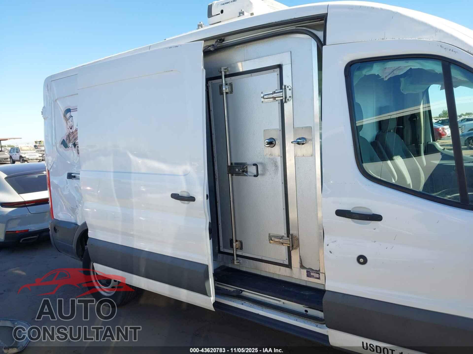 FORD TRANSIT-350 2017 - 1FTBW2CG7HKA49613