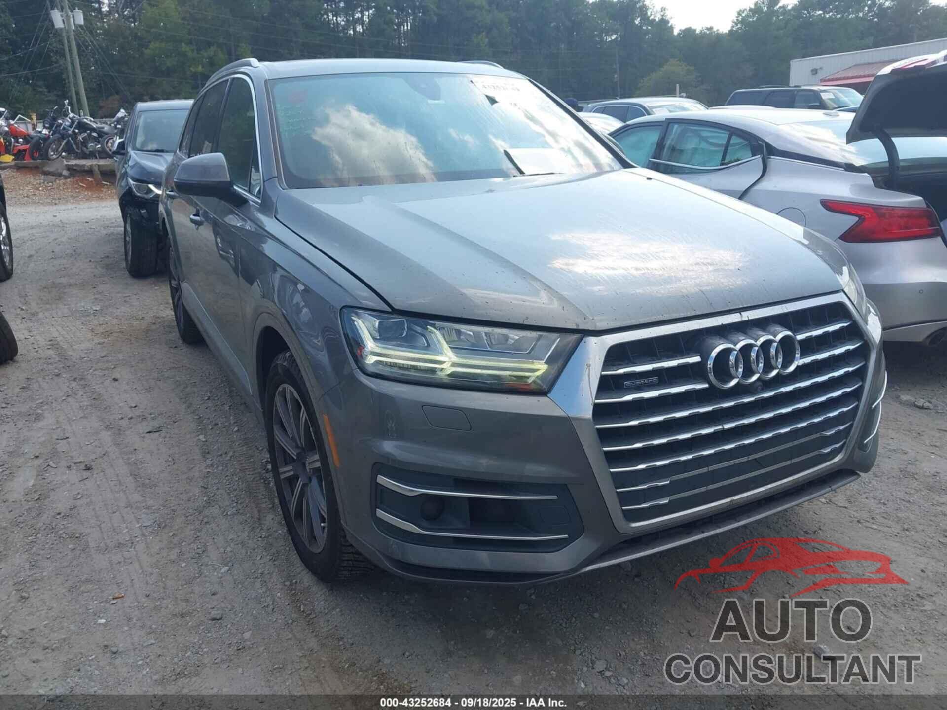 AUDI Q7 2017 - WA1LAAF73HD005051