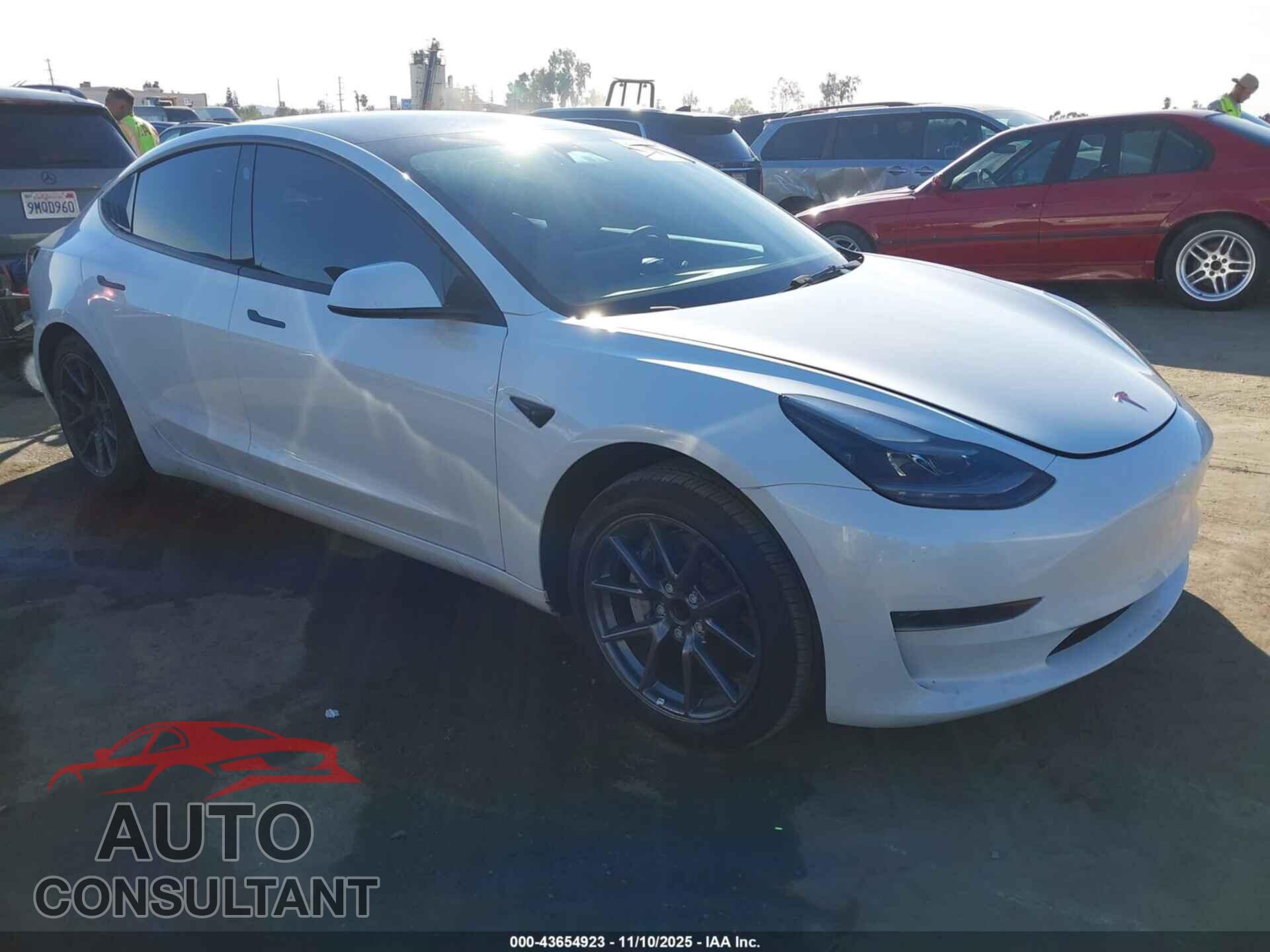 TESLA MODEL 3 2023 - 5YJ3E1EA2PF478549