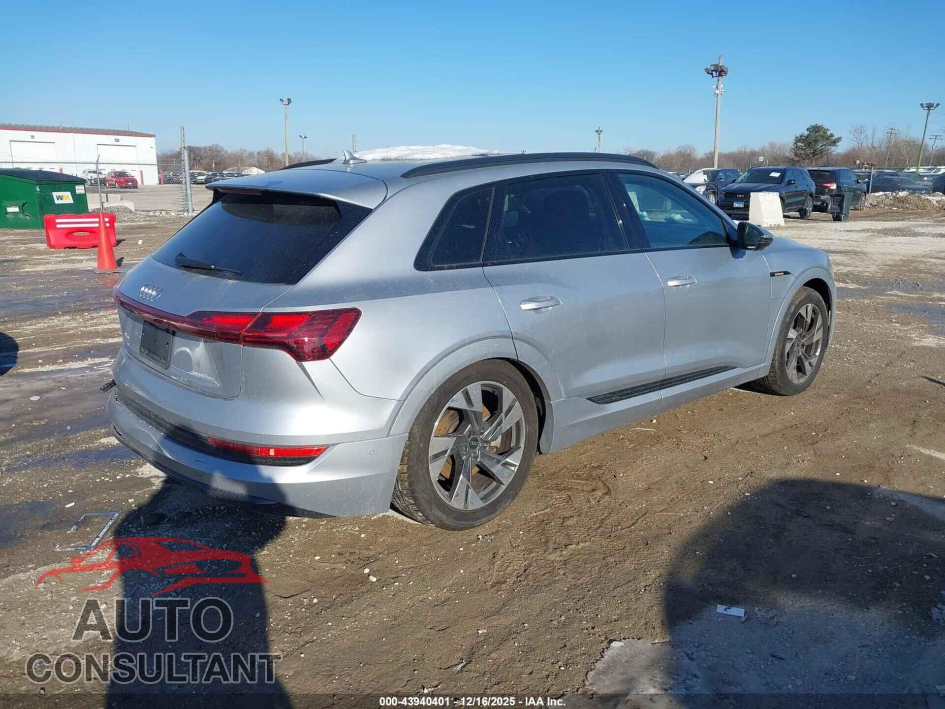 AUDI E-TRON 2021 - WA1AAAGE0MB026711