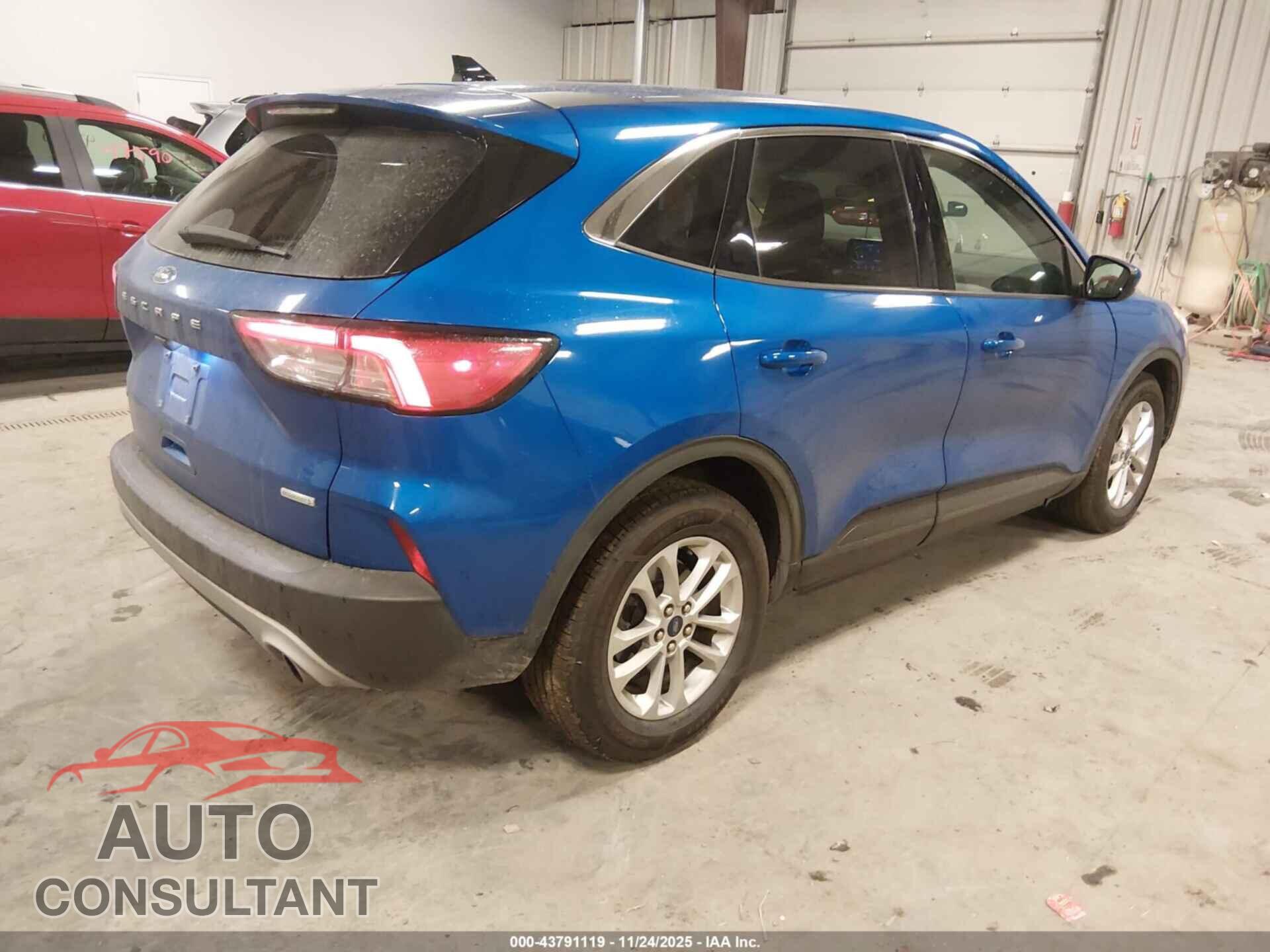 FORD ESCAPE 2020 - 1FMCU0G69LUA92102