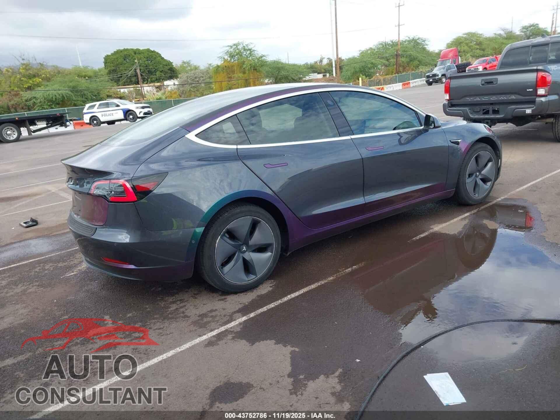 TESLA MODEL 3 2018 - 5YJ3E1EA4JF077513