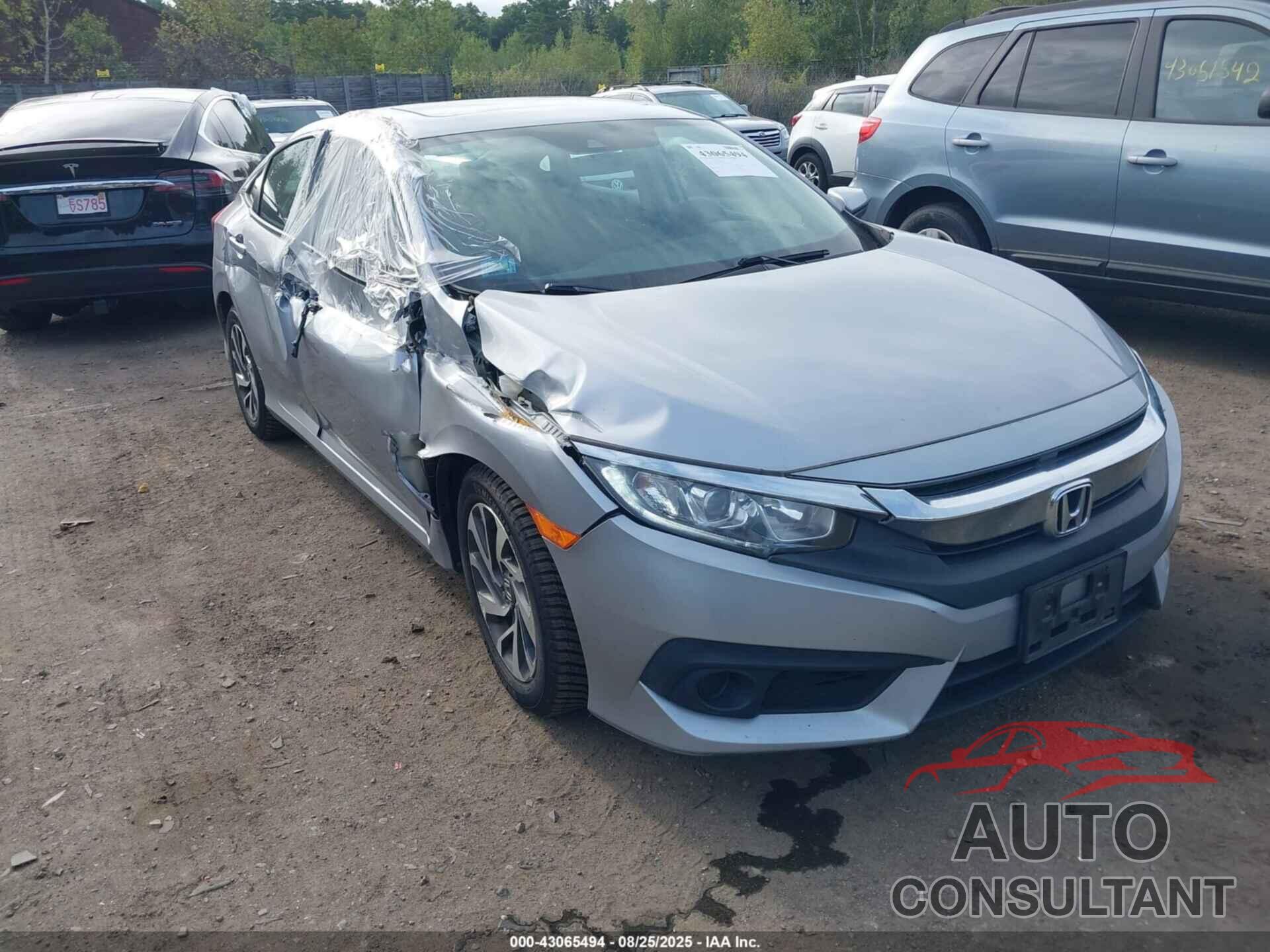 HONDA CIVIC 2018 - 2HGFC2F86JH527467