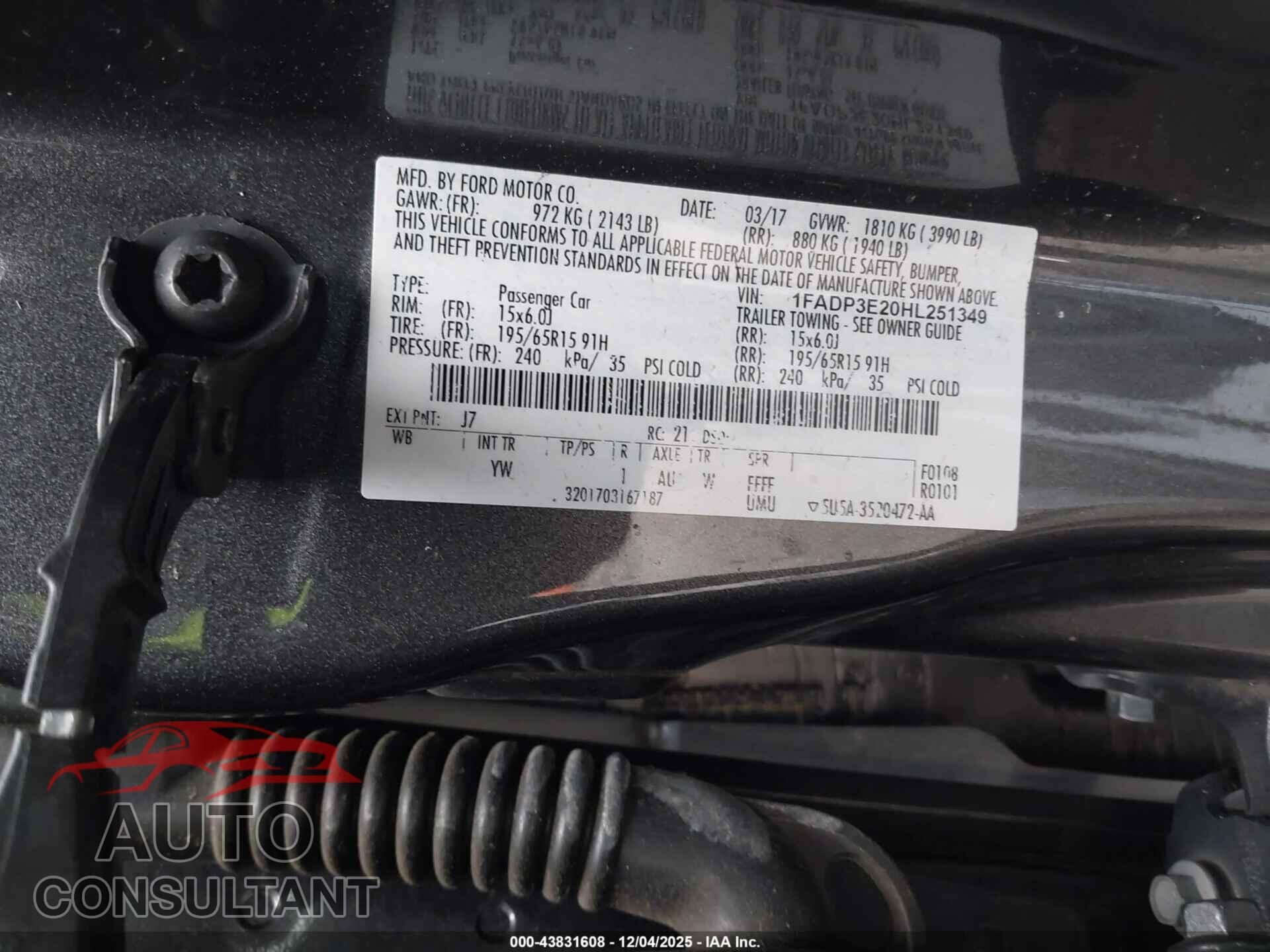 FORD FOCUS 2017 - 1FADP3E20HL251349