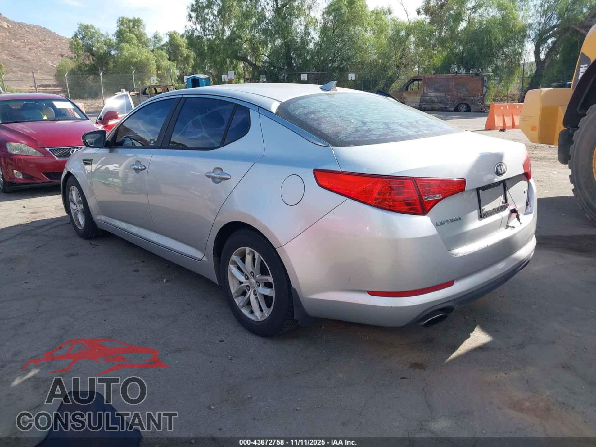 KIA OPTIMA 2013 - KNAGM4A77D5383348