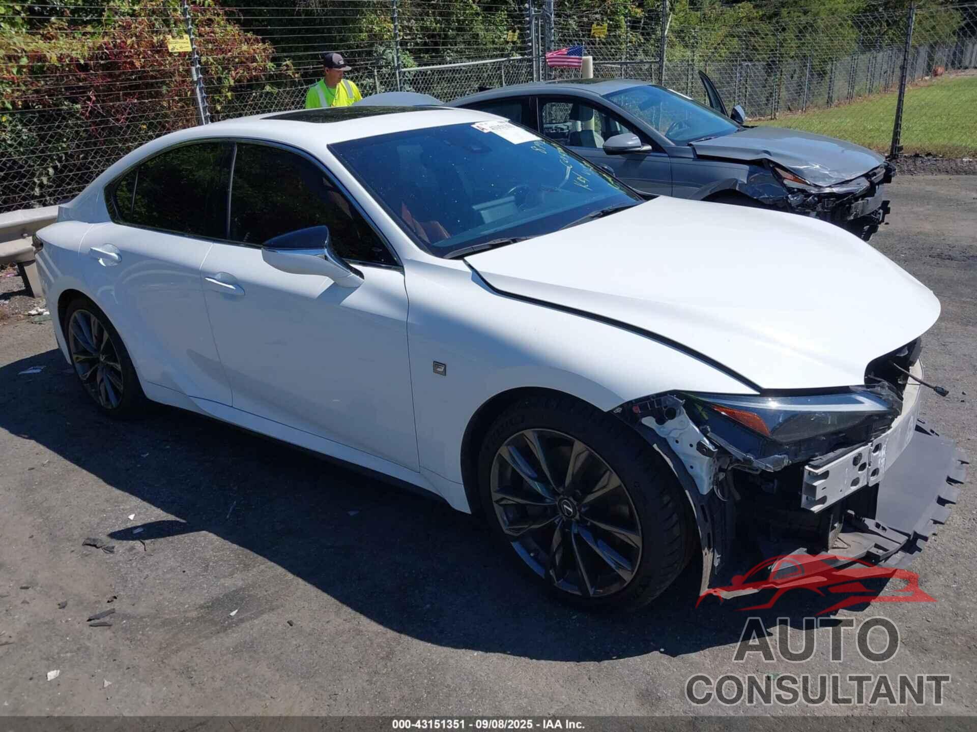 LEXUS IS 350 2021 - JTHGZ1B27M5047980