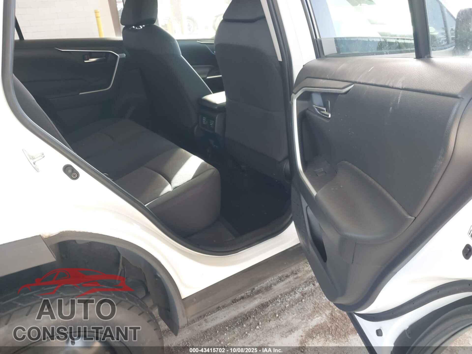 TOYOTA RAV4 2019 - JTMP1RFV1KD030896