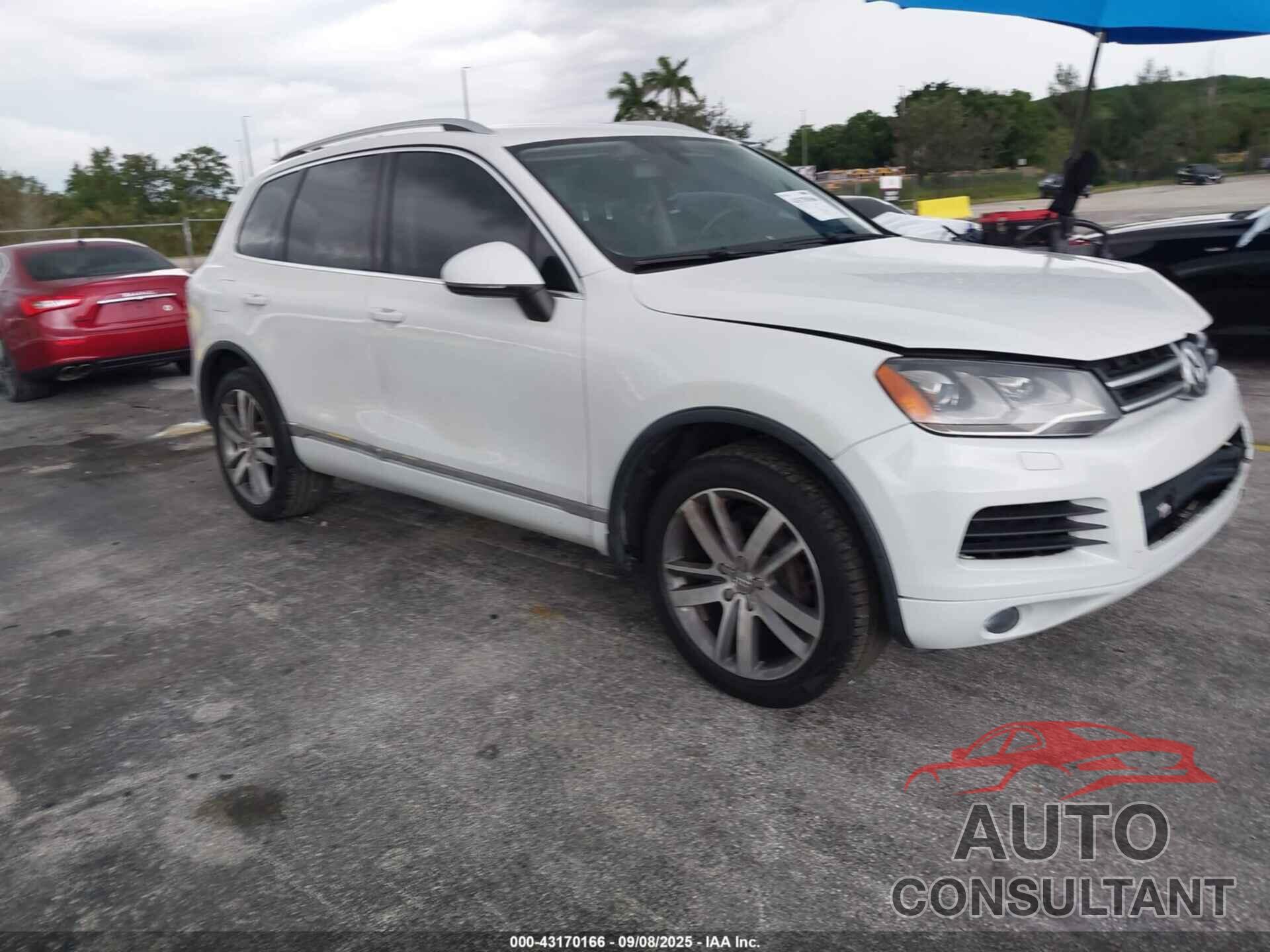 VOLKSWAGEN TOUAREG 2014 - WVGEF9BPXED005205