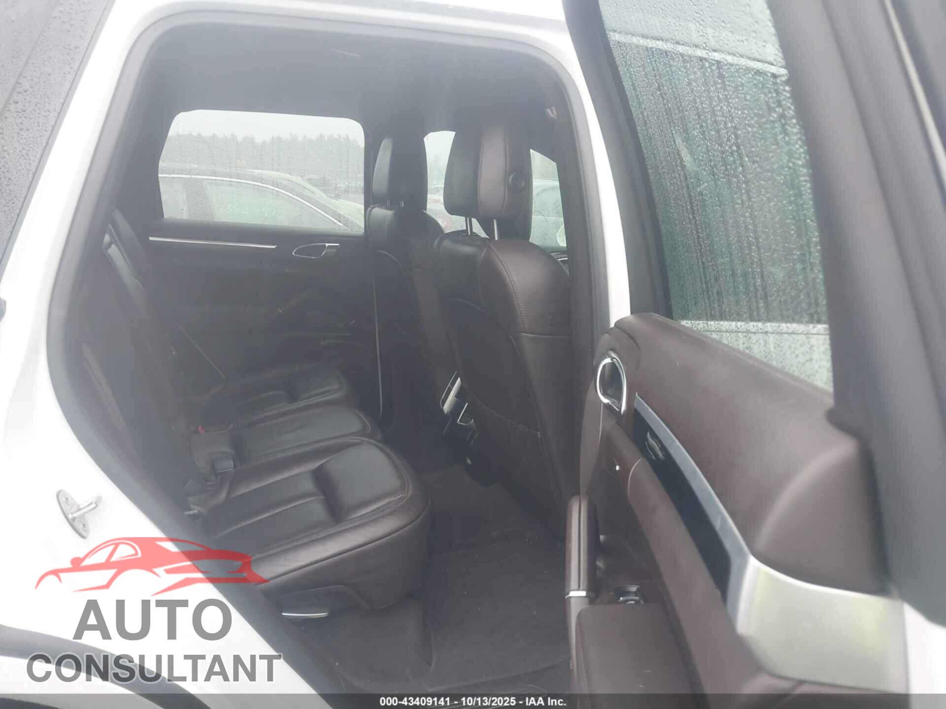 PORSCHE CAYENNE 2016 - WP1AB2A26GLA93382