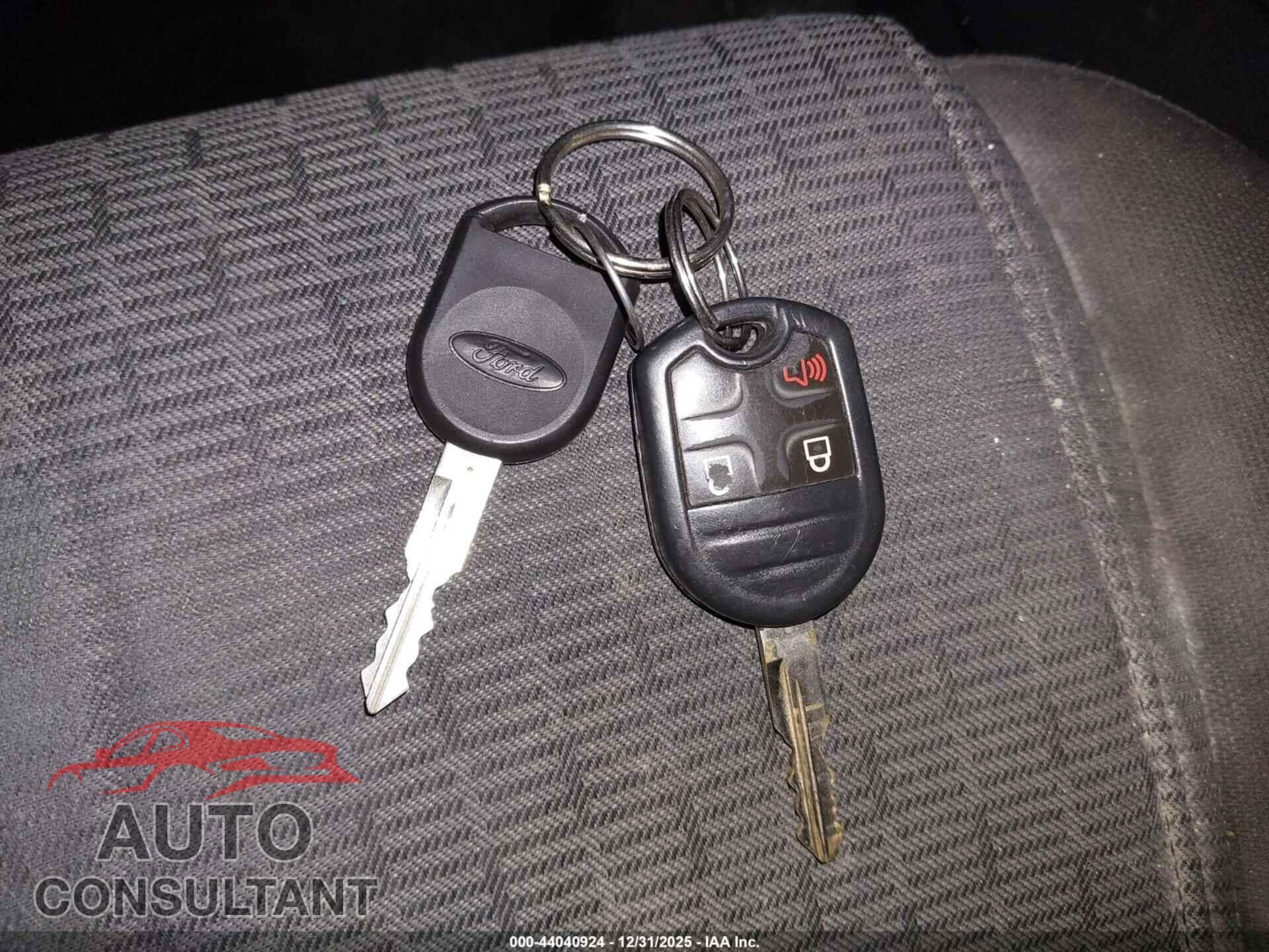 FORD EXPLORER 2011 - 1FMHK8D88BGA19476