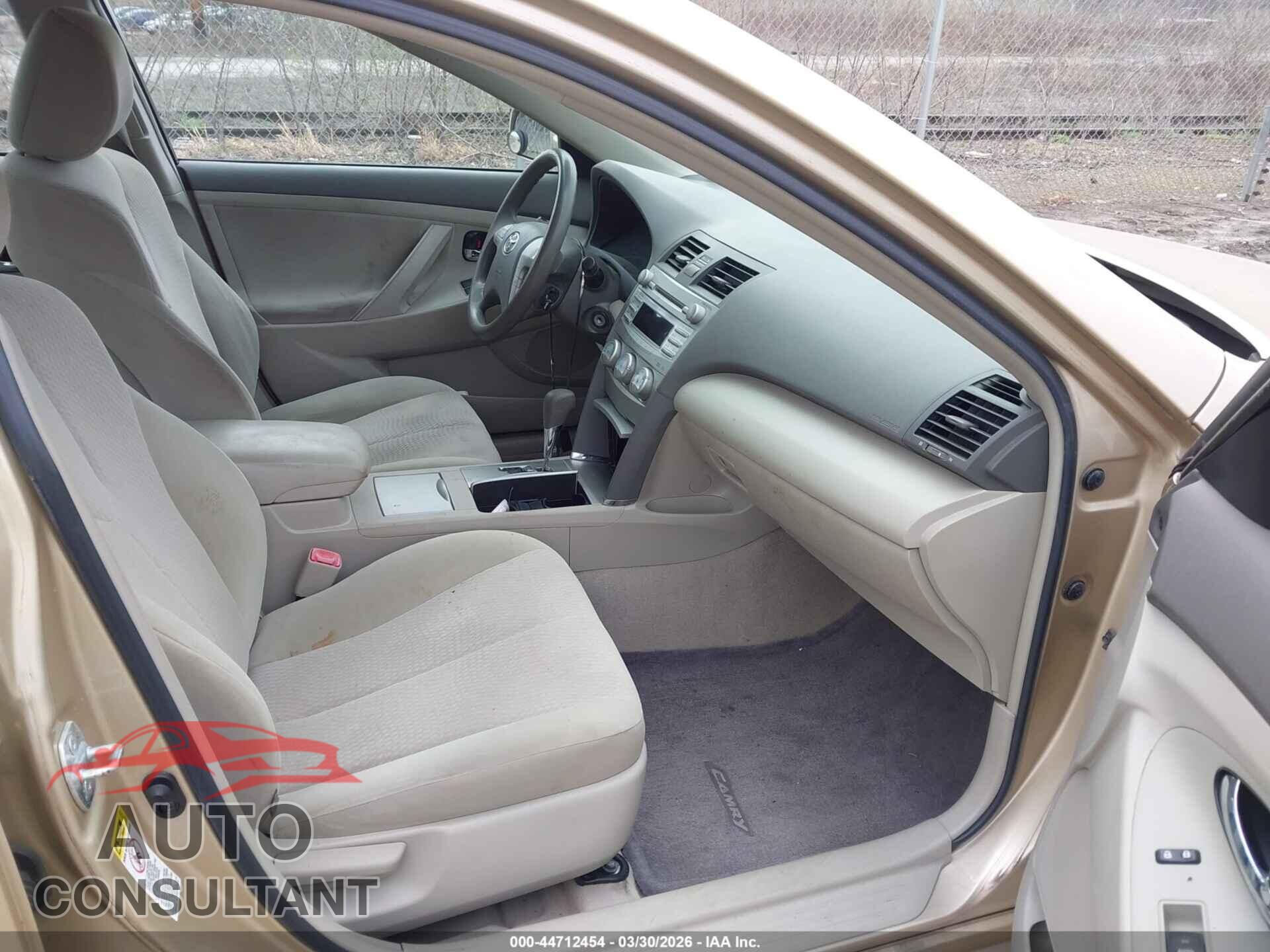 TOYOTA CAMRY 2011 - 4T1BF3EK2BU223473