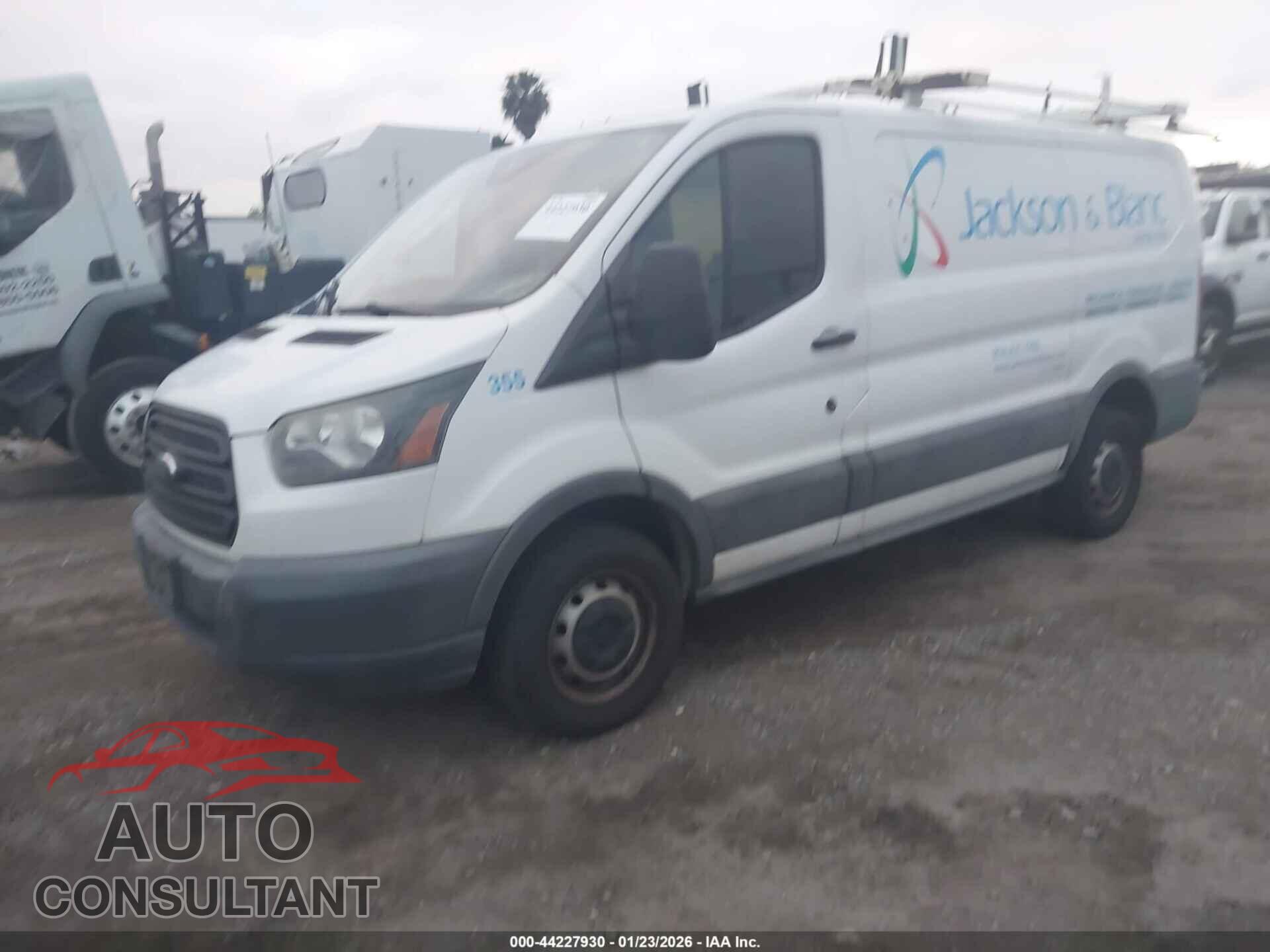 FORD TRANSIT-250 2017 - 1FTYR1YM2HKB04480
