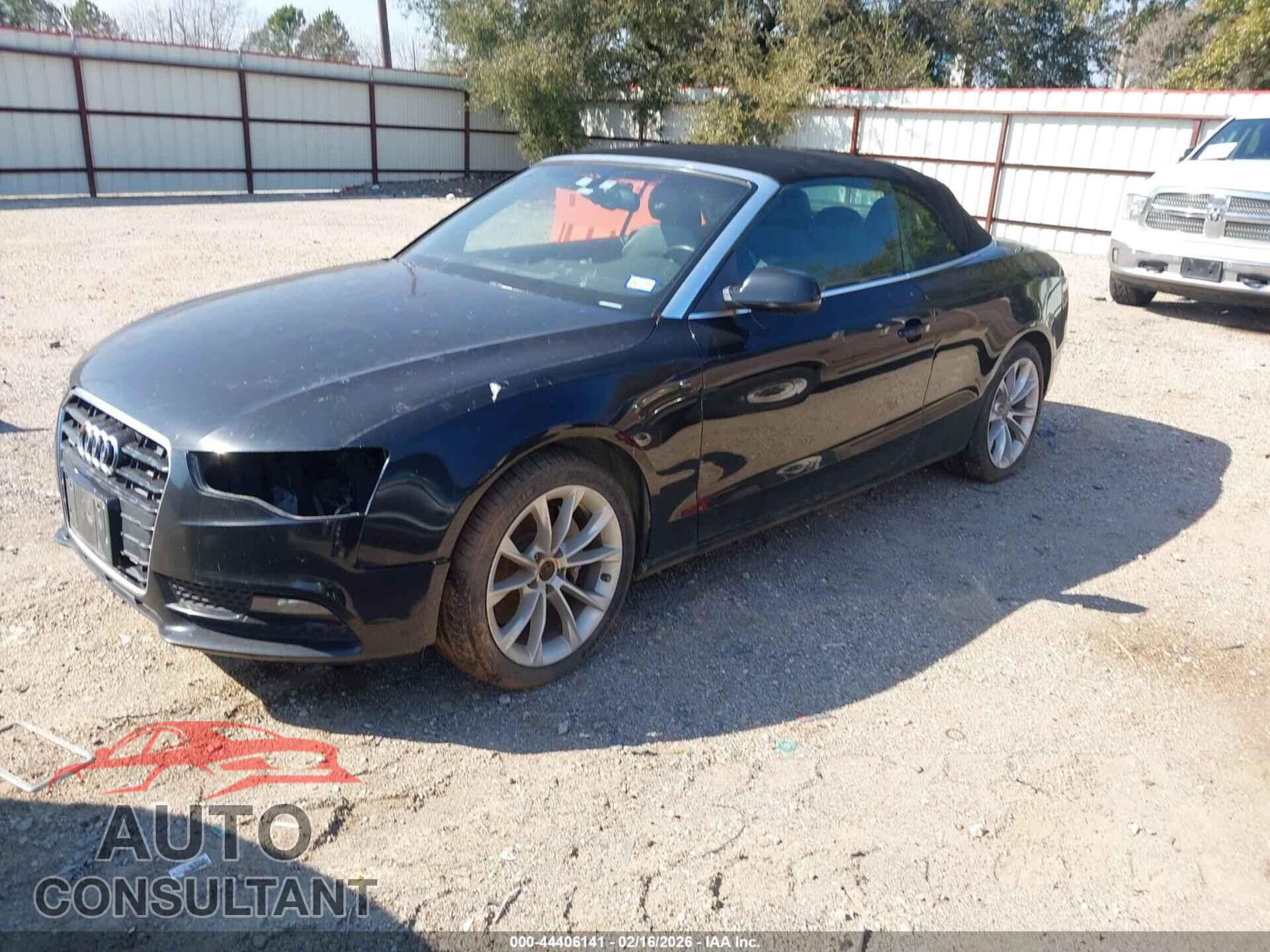 AUDI A5 2013 - WAULFAFH8DN006682