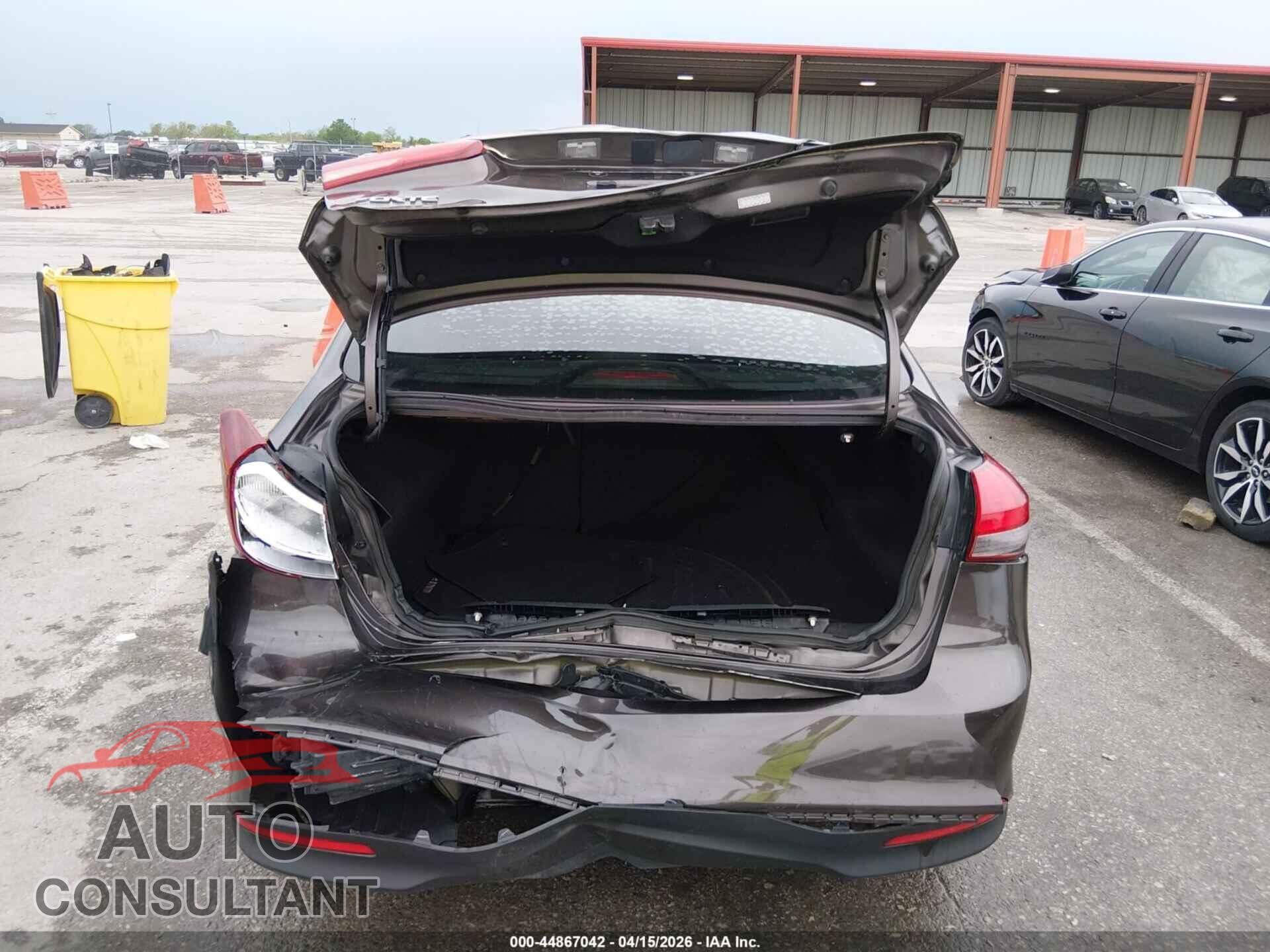 KIA FORTE 2017 - 3KPFK4A77HE057449