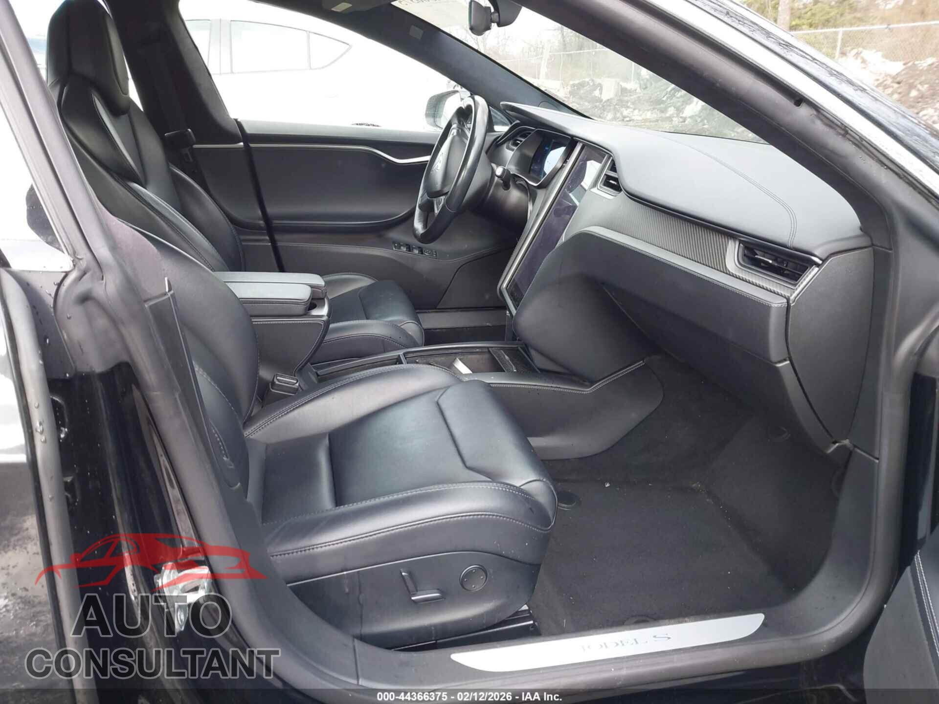 TESLA MODEL S 2018 - 5YJSA1E2XJF295102