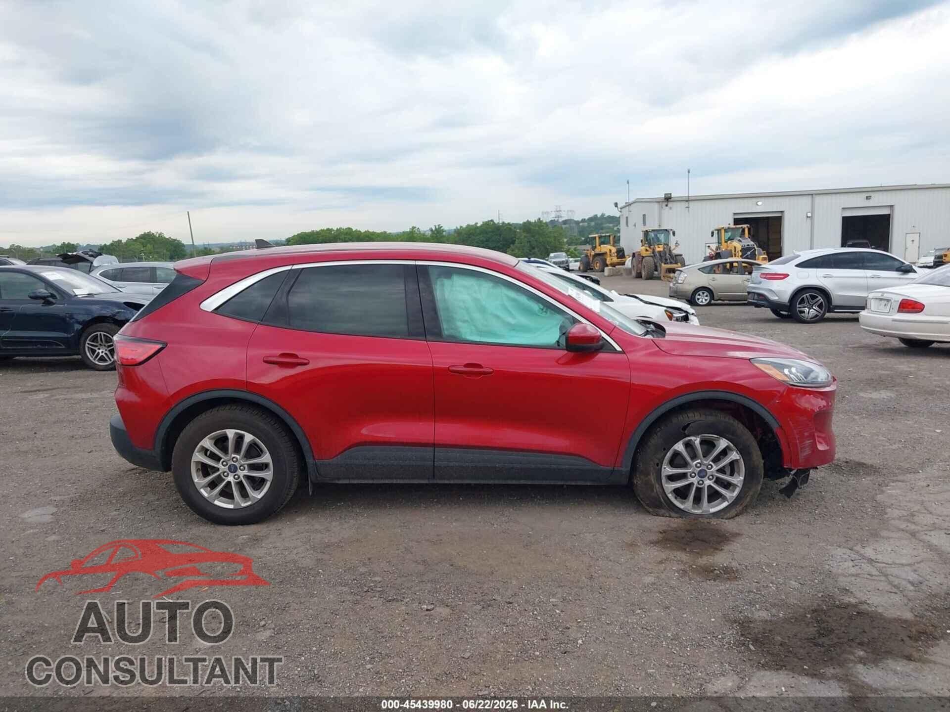 FORD ESCAPE 2020 - 1FMCU0G63LUA90863