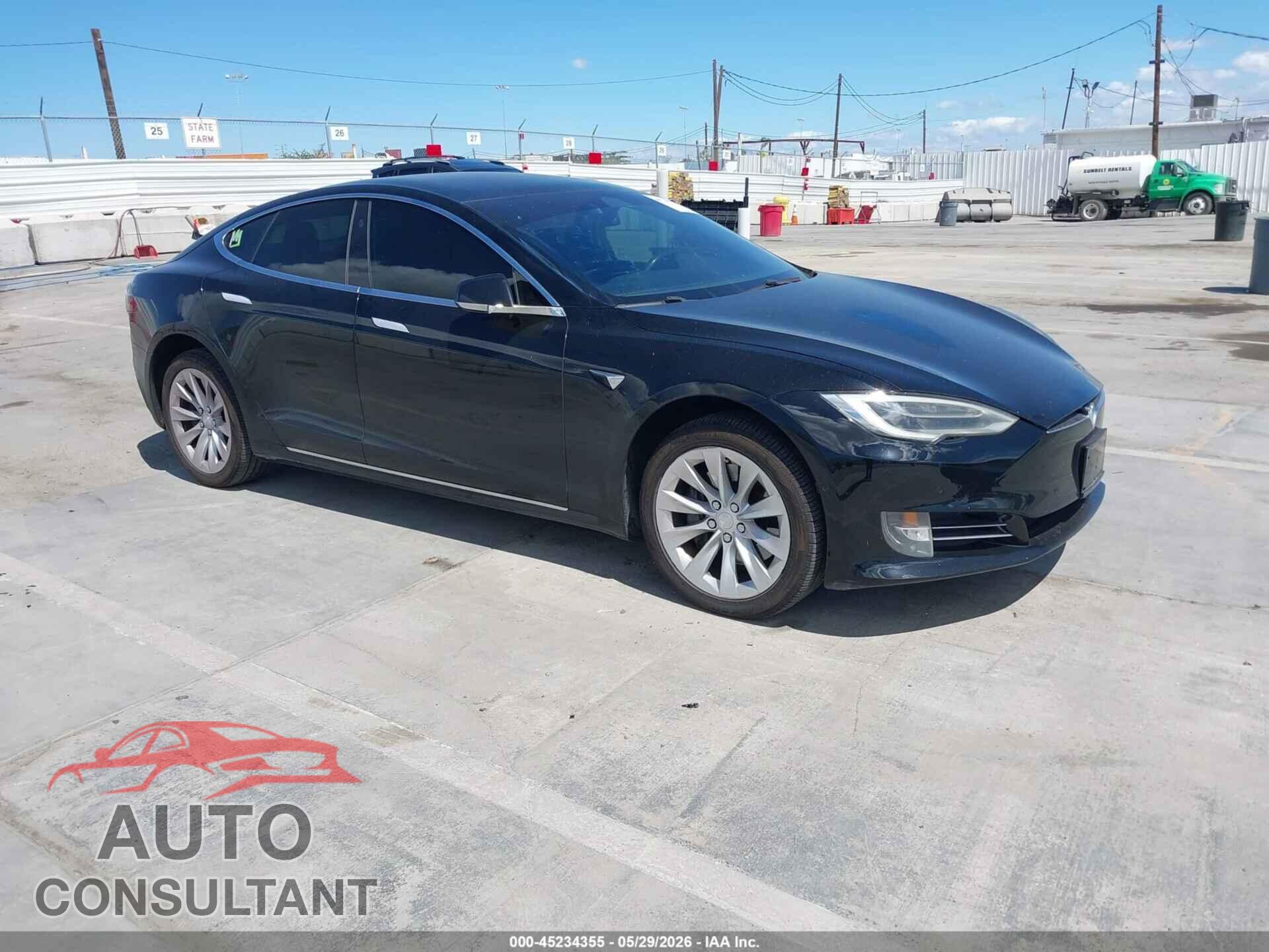 TESLA MODEL S 2018 - 5YJSA1E21JF293643