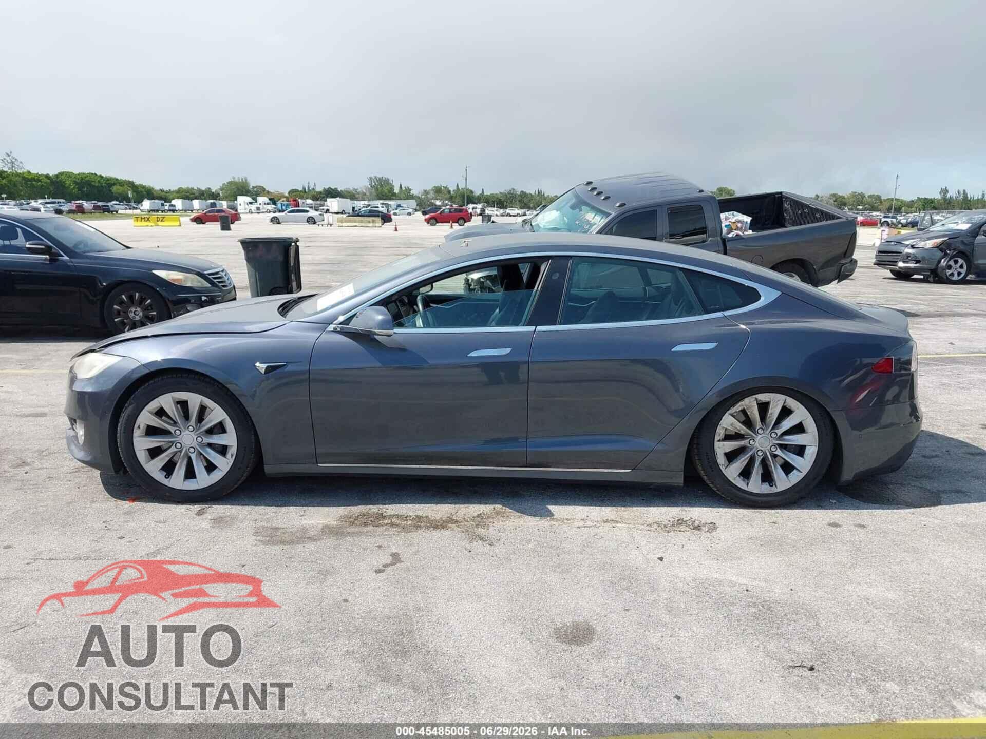 TESLA MODEL S 2017 - 5YJSA1E29HF229893