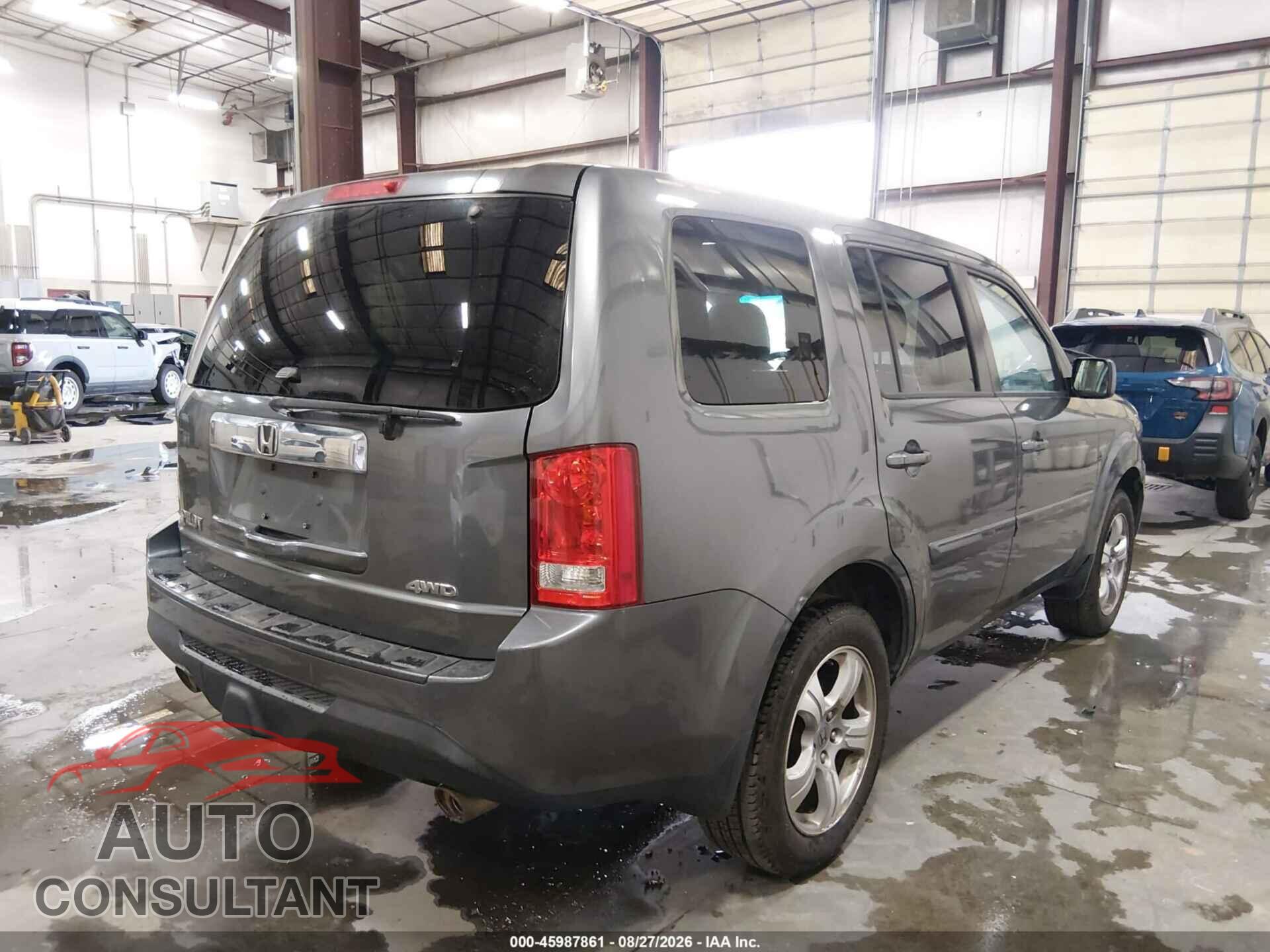 HONDA PILOT 2012 - 5FNYF4H45CB017933