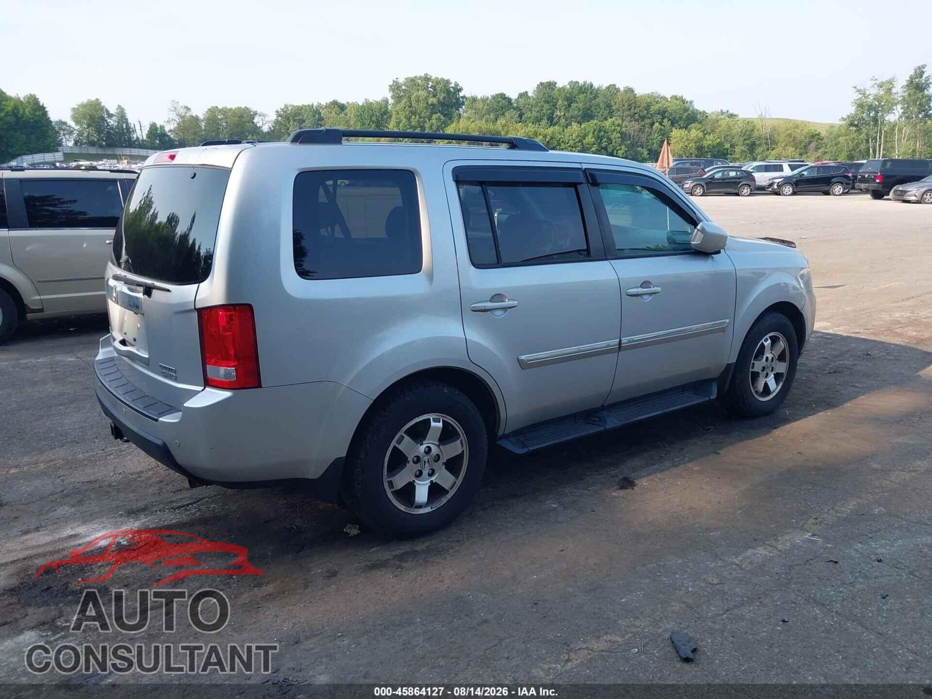 HONDA PILOT 2011 - 5FNYF4H99BB083735