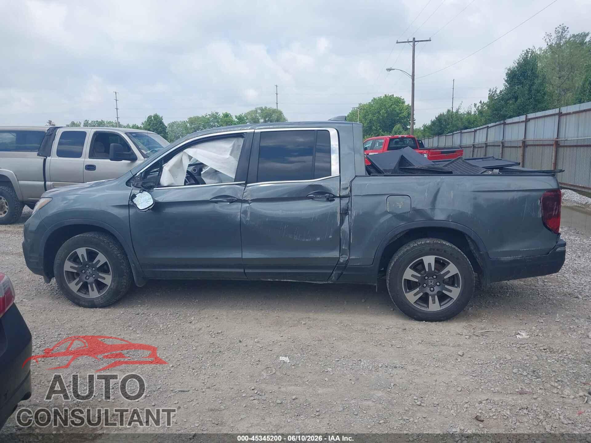HONDA RIDGELINE 2017 - 5FPYK3F63HB016093