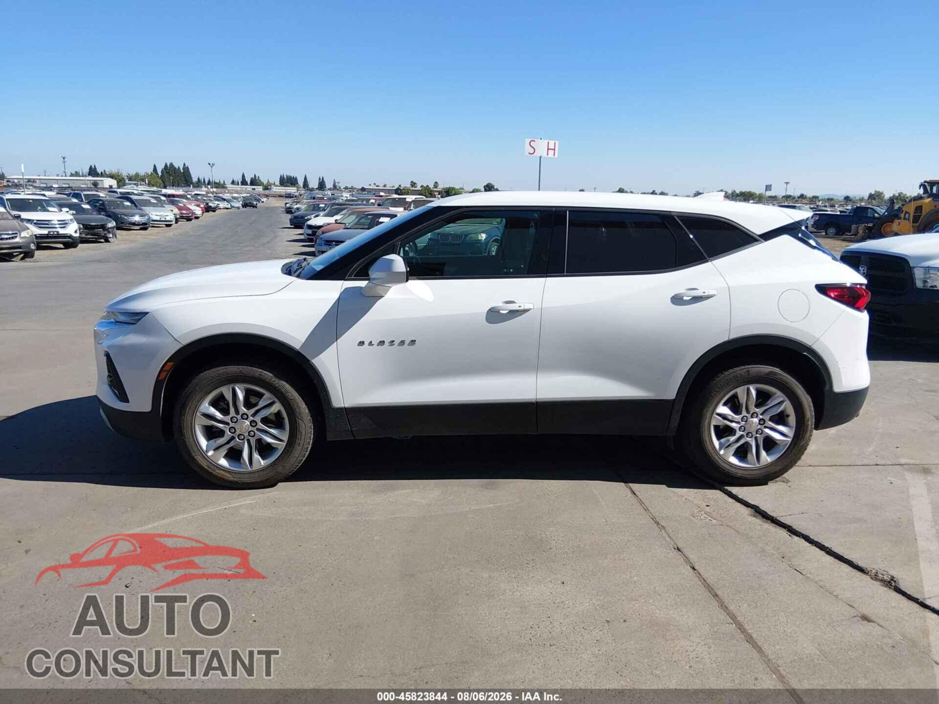 CHEVROLET BLAZER 2021 - 3GNKBCR48MS563460