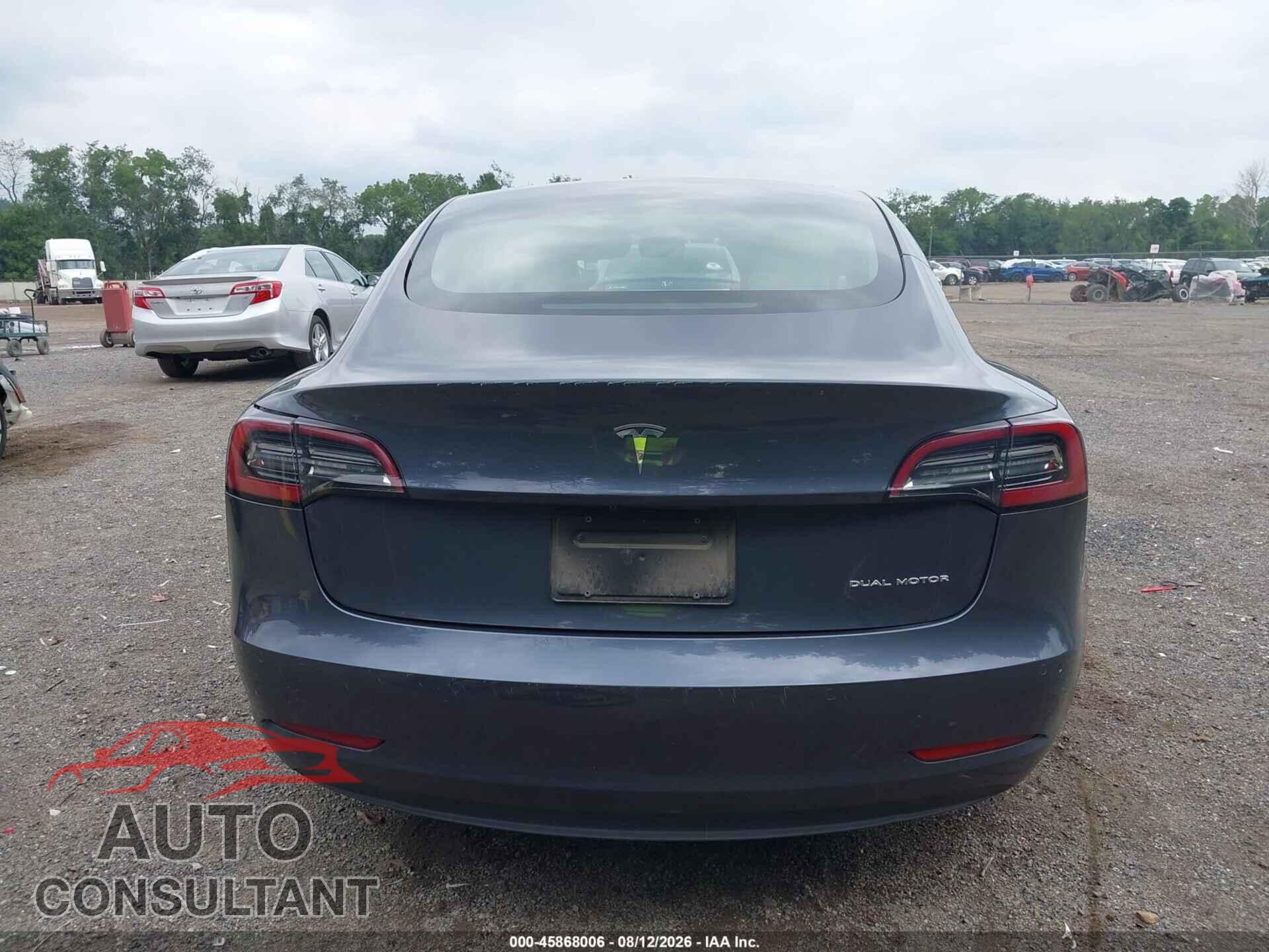 TESLA MODEL 3 2021 - 5YJ3E1EB5MF856125