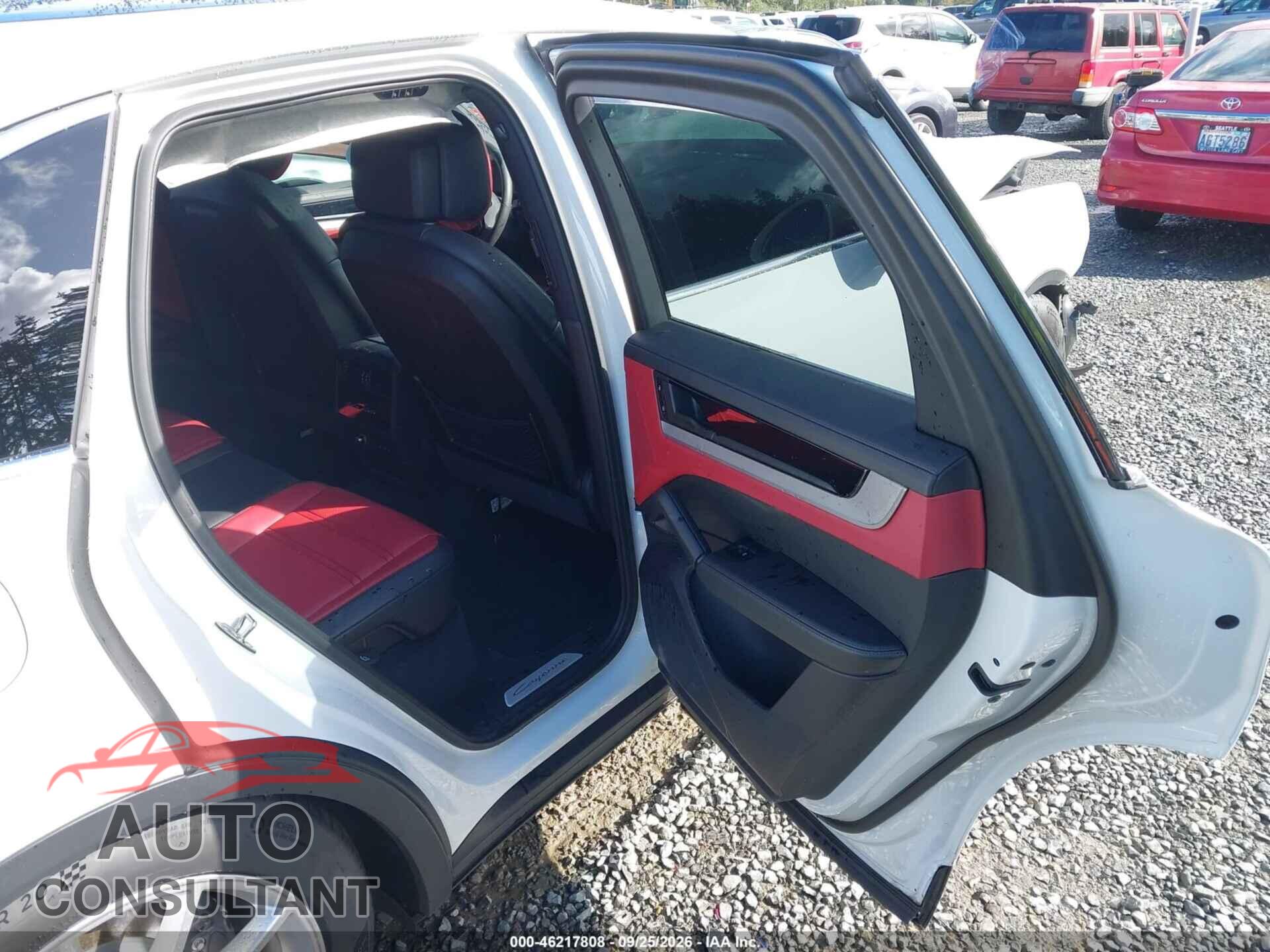 PORSCHE CAYENNE 2024 - WP1AA2AY2RDA13564