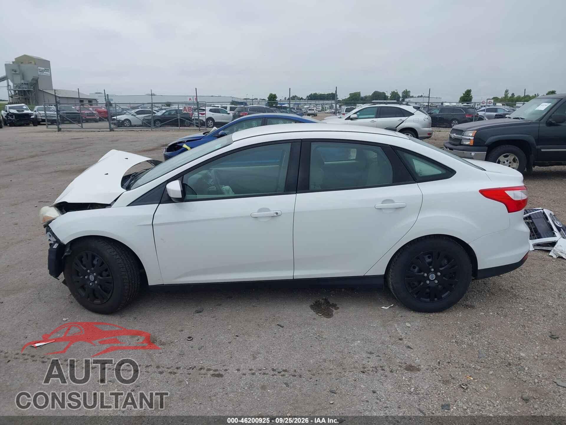 FORD FOCUS 2012 - 1FAHP3F22CL455885