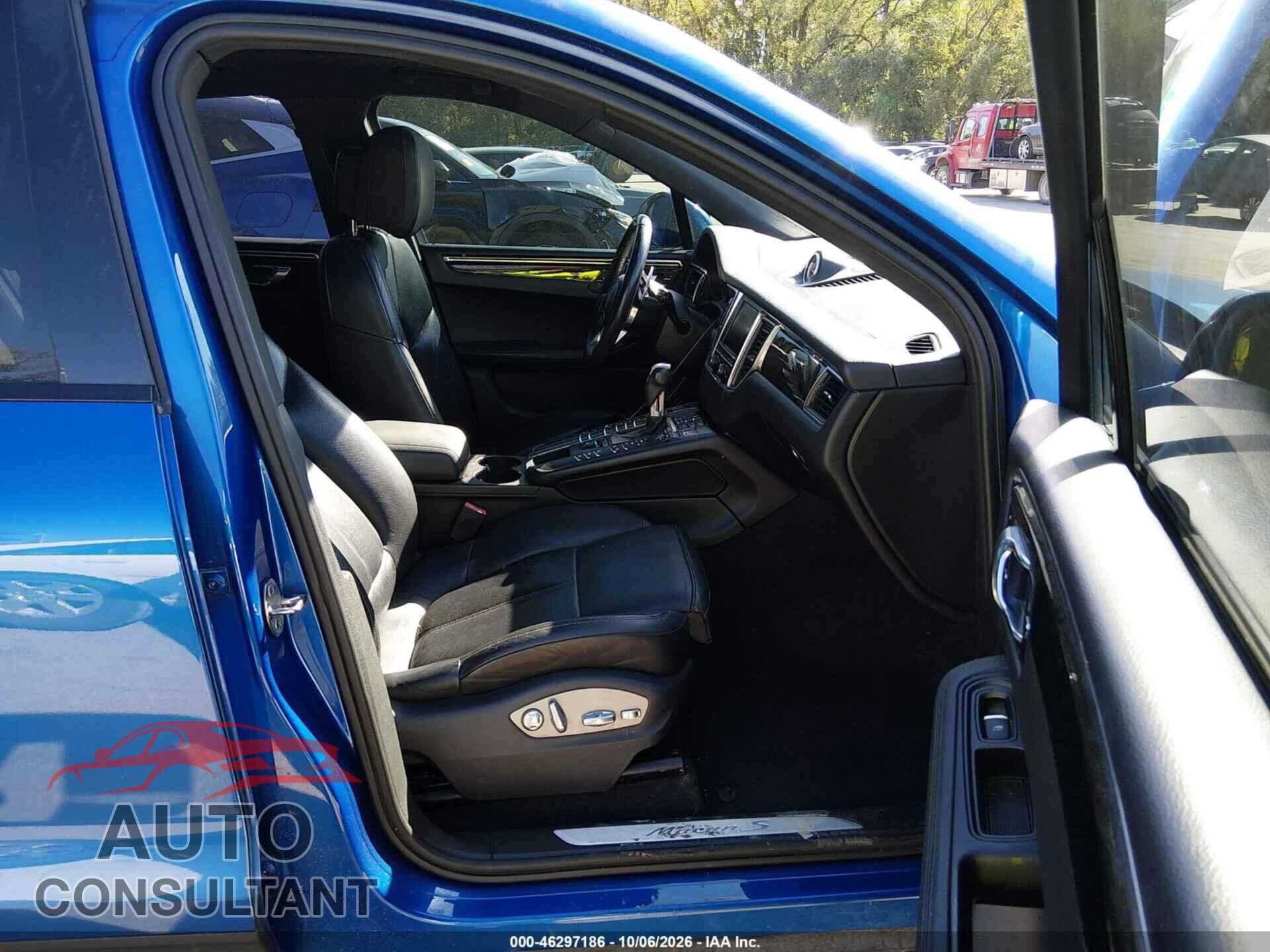 PORSCHE MACAN 2015 - WP1AB2A55FLB41639