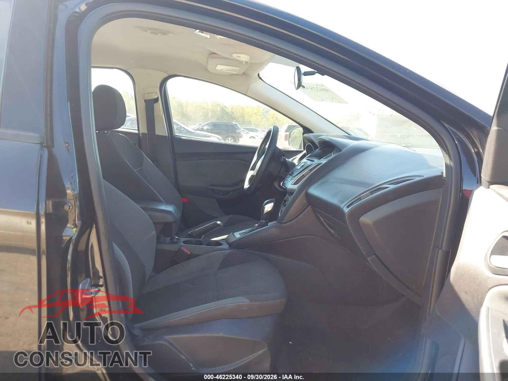 FORD FOCUS 2014 - 1FADP3F23EL158075