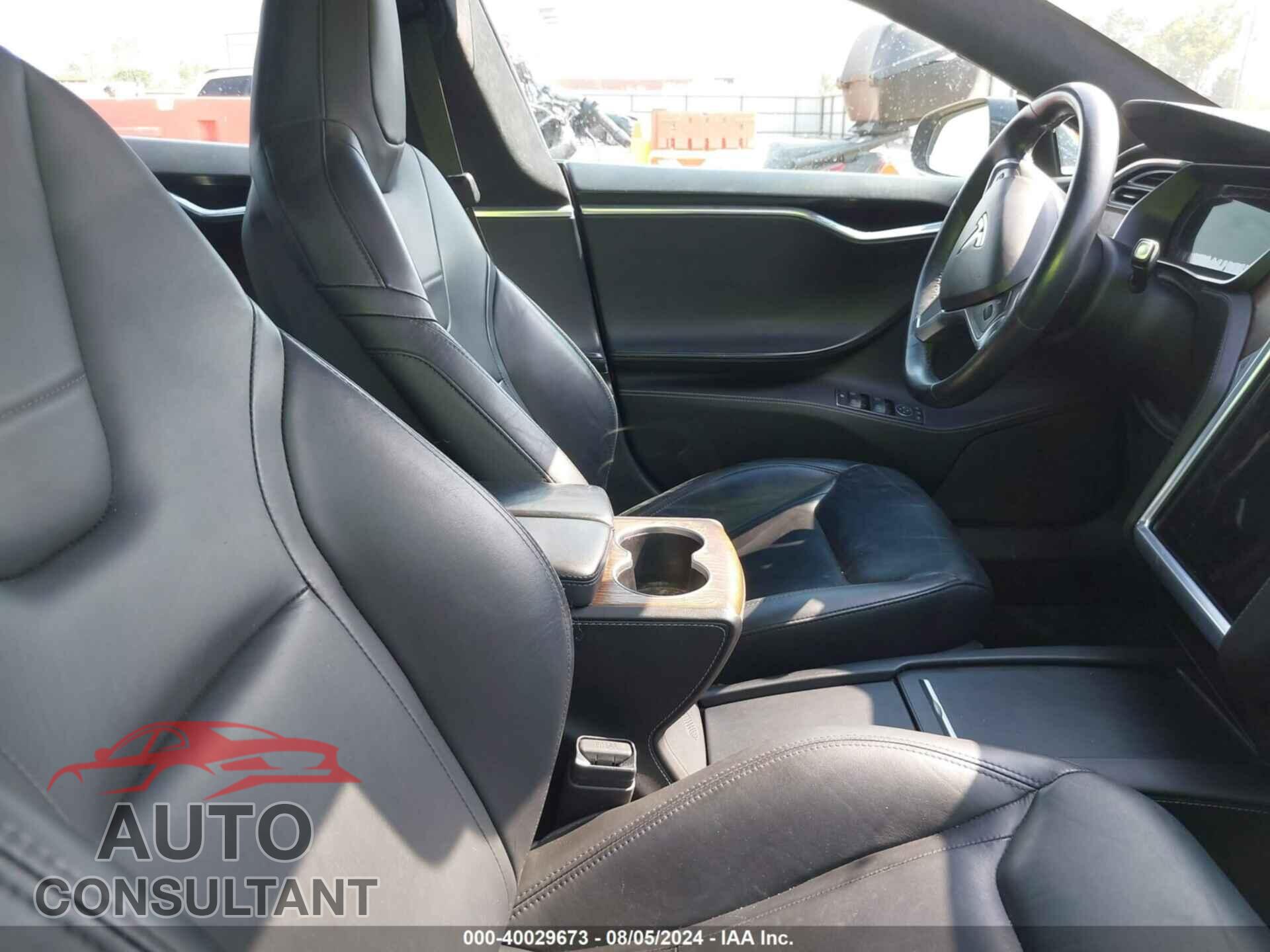 TESLA MODEL S 2016 - 5YJSA1E48GF142213