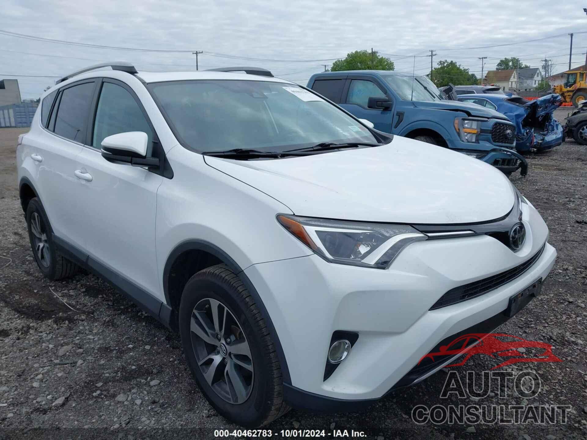 TOYOTA RAV4 2018 - 2T3RFREV2JW802688