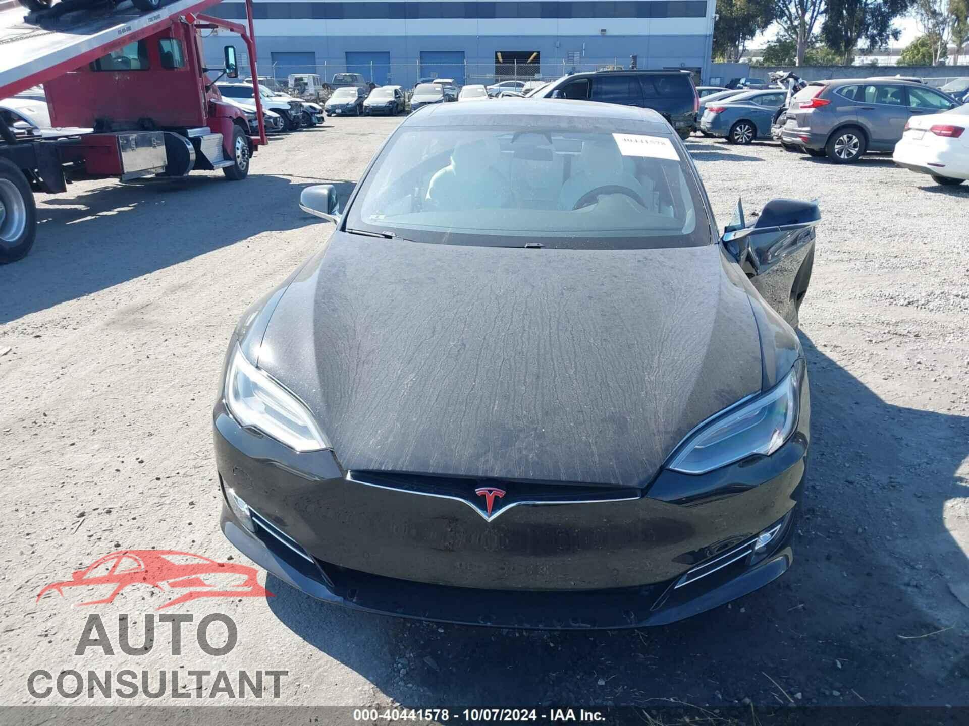 TESLA MODEL S 2017 - 5YJSA1E24HF232619