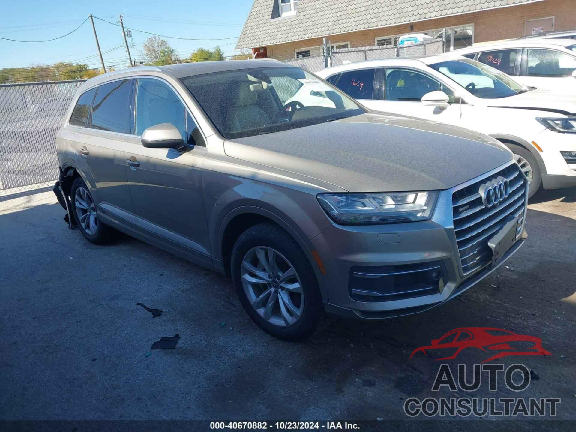 AUDI Q7 2017 - WA1LAAF71HD015285