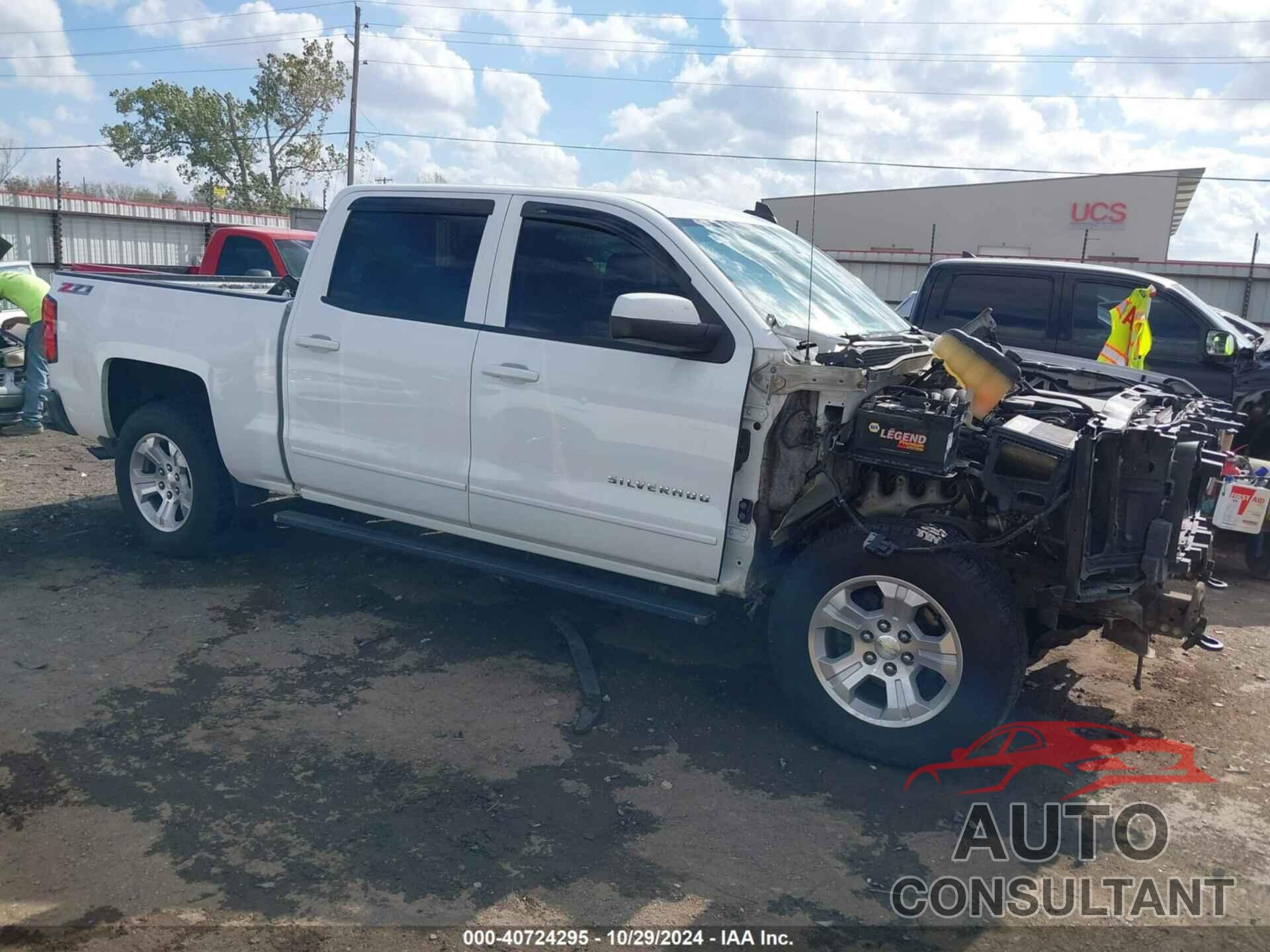CHEVROLET SILVERADO 1500 2015 - 3GCUKREC7FG528447