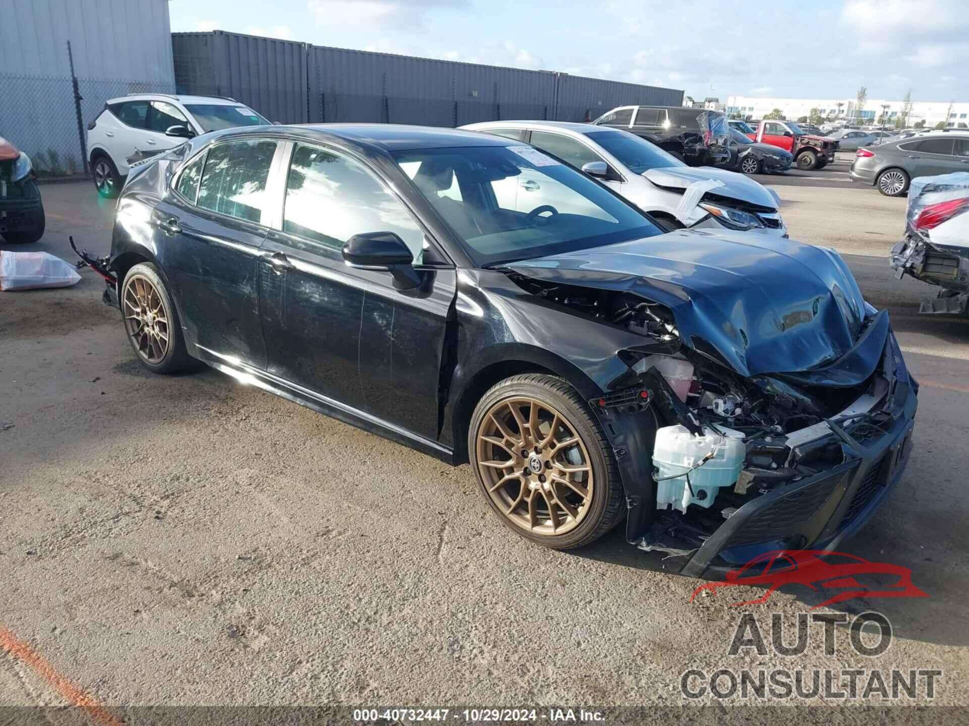 TOYOTA CAMRY HYBRID 2024 - 4T1G31AK8RU063103