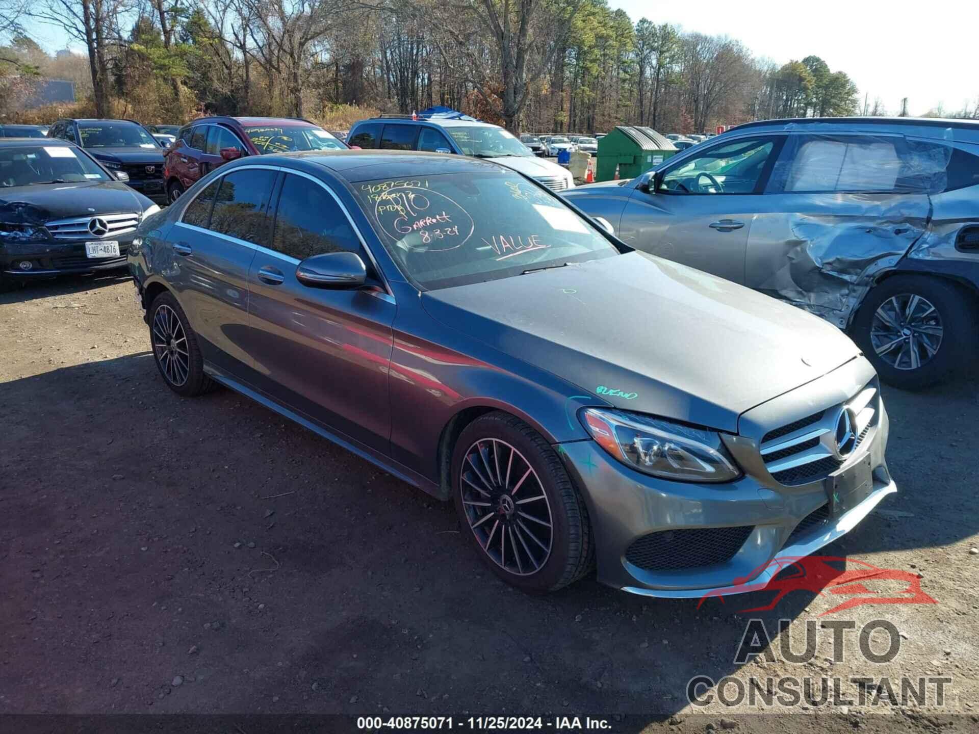 MERCEDES-BENZ C 300 2018 - 55SWF4KB6JU238645