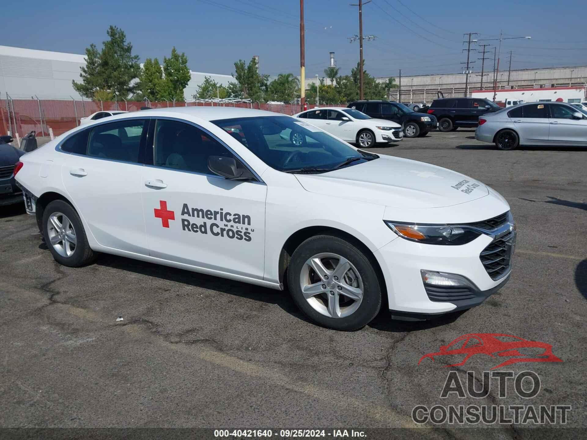 CHEVROLET MALIBU 2020 - 1G1ZB5ST1LF028065