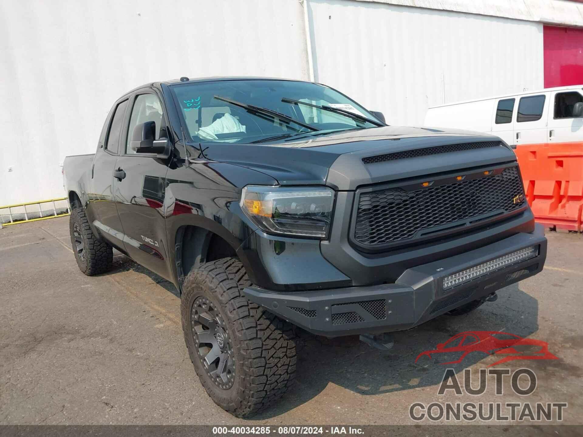 TOYOTA TUNDRA 2015 - 5TFUM5F14FX063802
