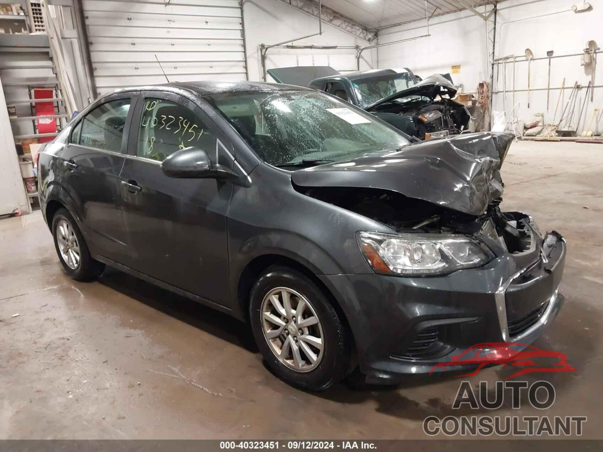 CHEVROLET SONIC 2018 - 1G1JD5SG9J4108331