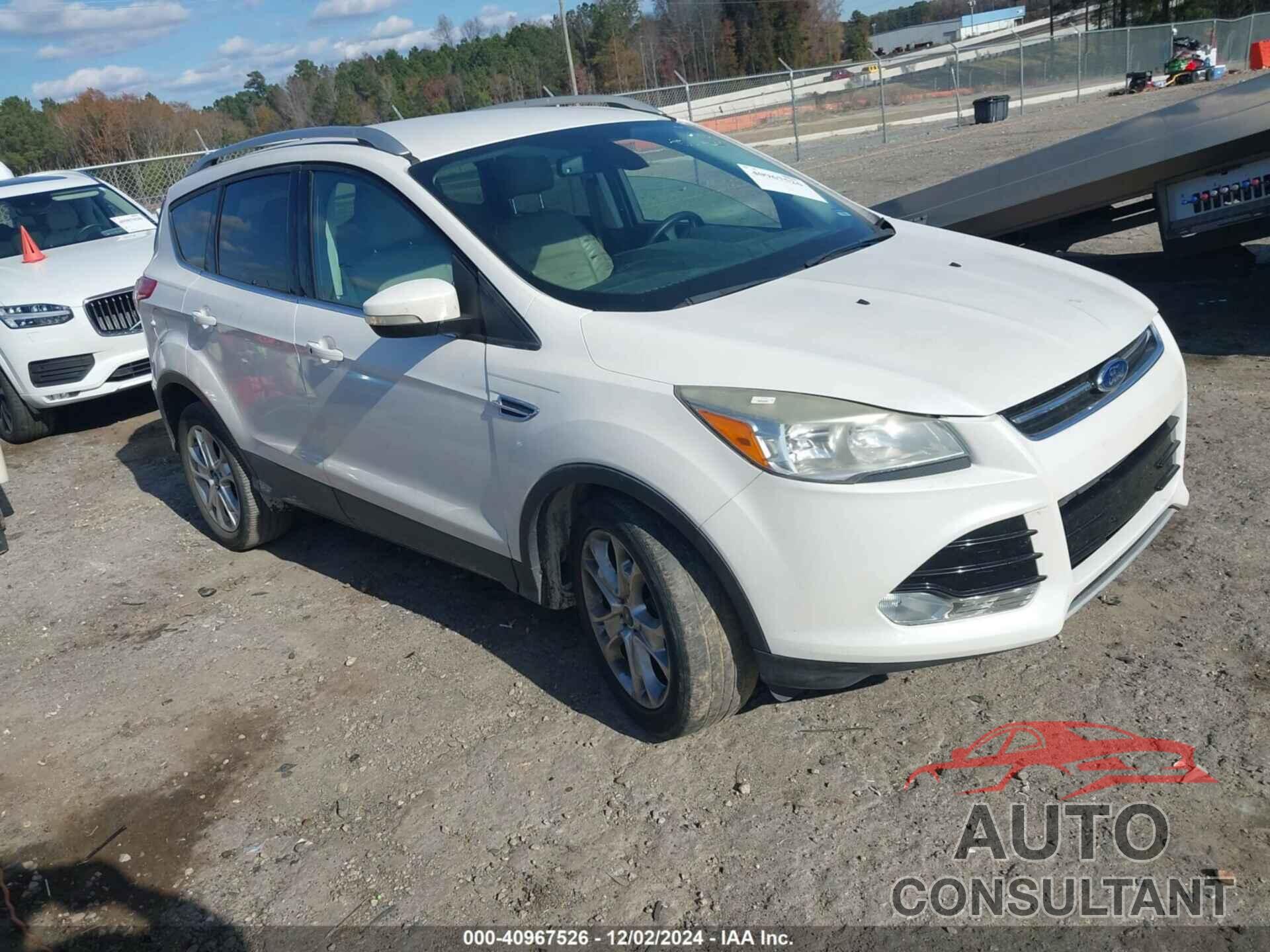 FORD ESCAPE 2015 - 1FMCU0JX3FUB56902