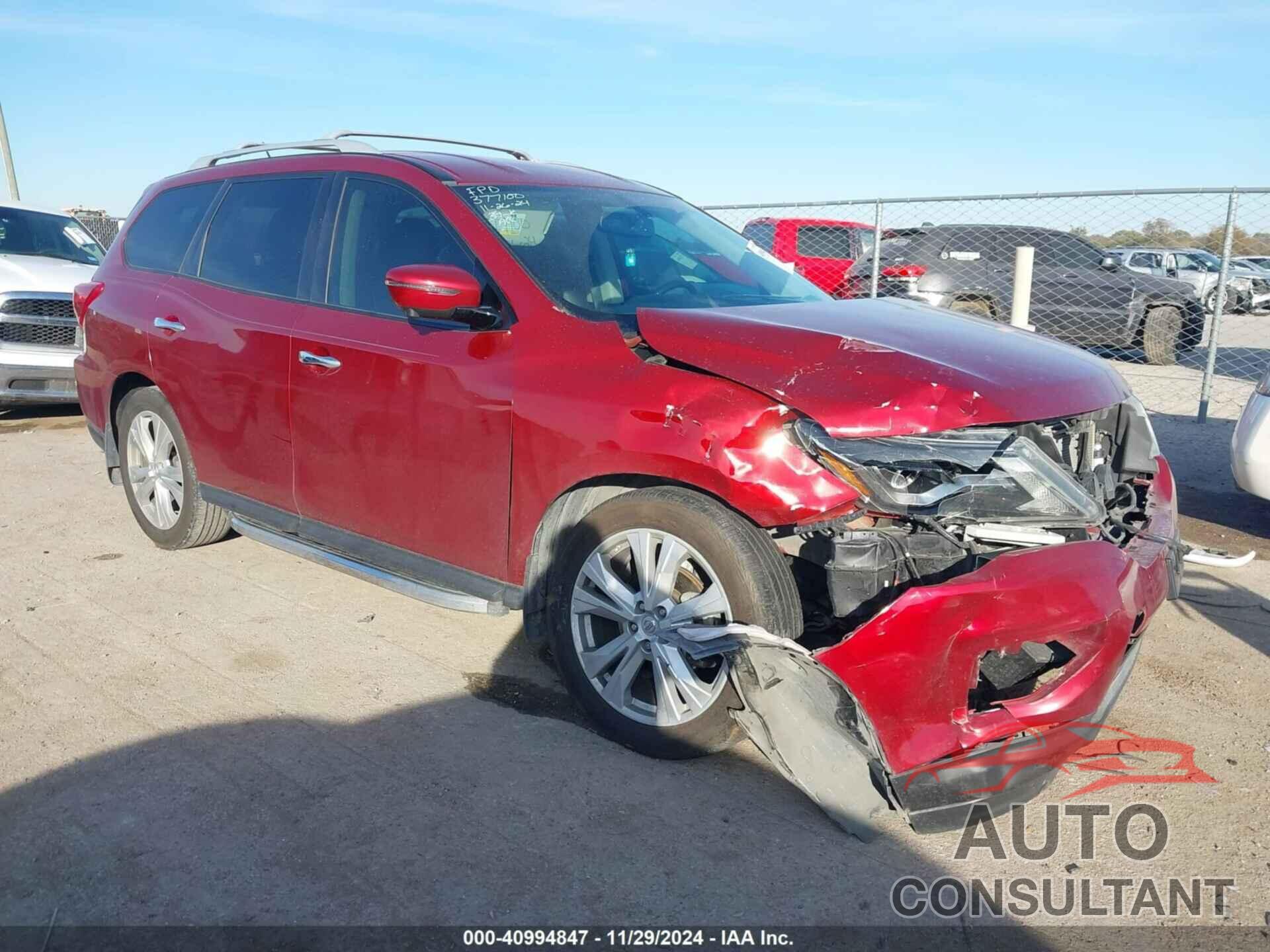 NISSAN PATHFINDER 2018 - 5N1DR2MN0JC676369