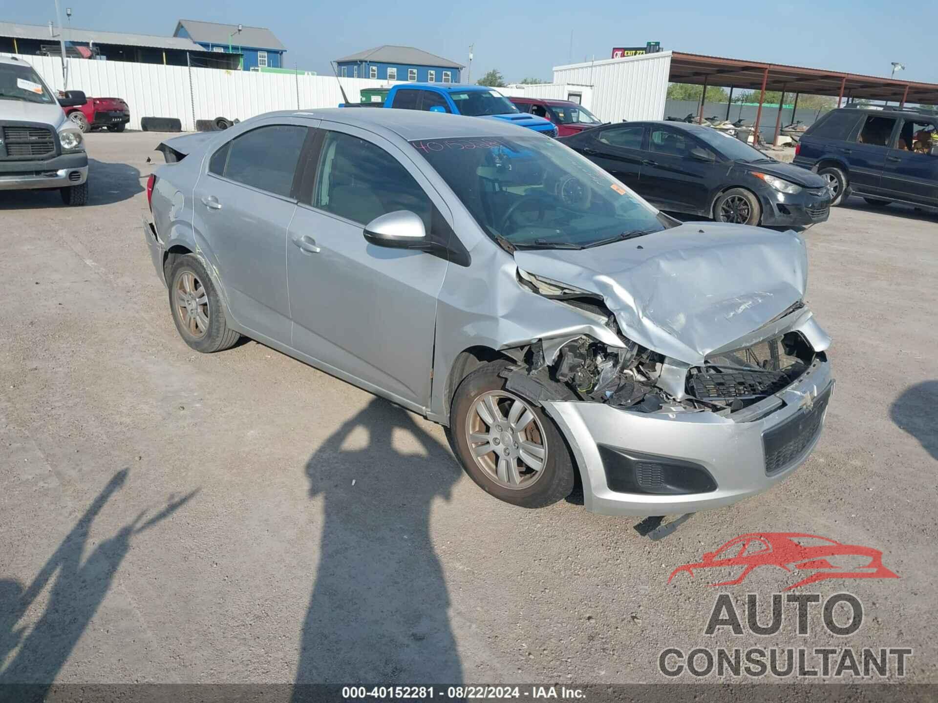 CHEVROLET SONIC 2014 - 1G1JC5SH5E4166356