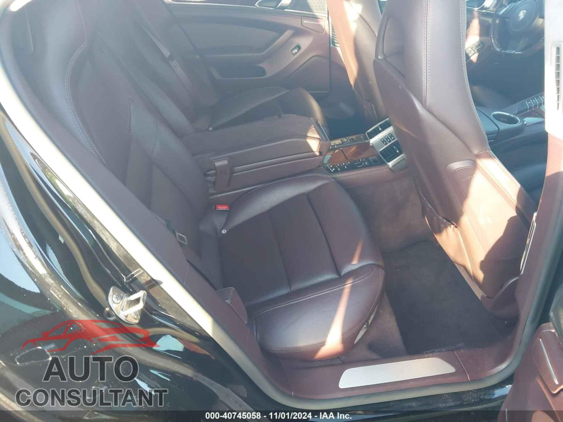 PORSCHE PANAMERA 2012 - WP0AC2A72CL090077
