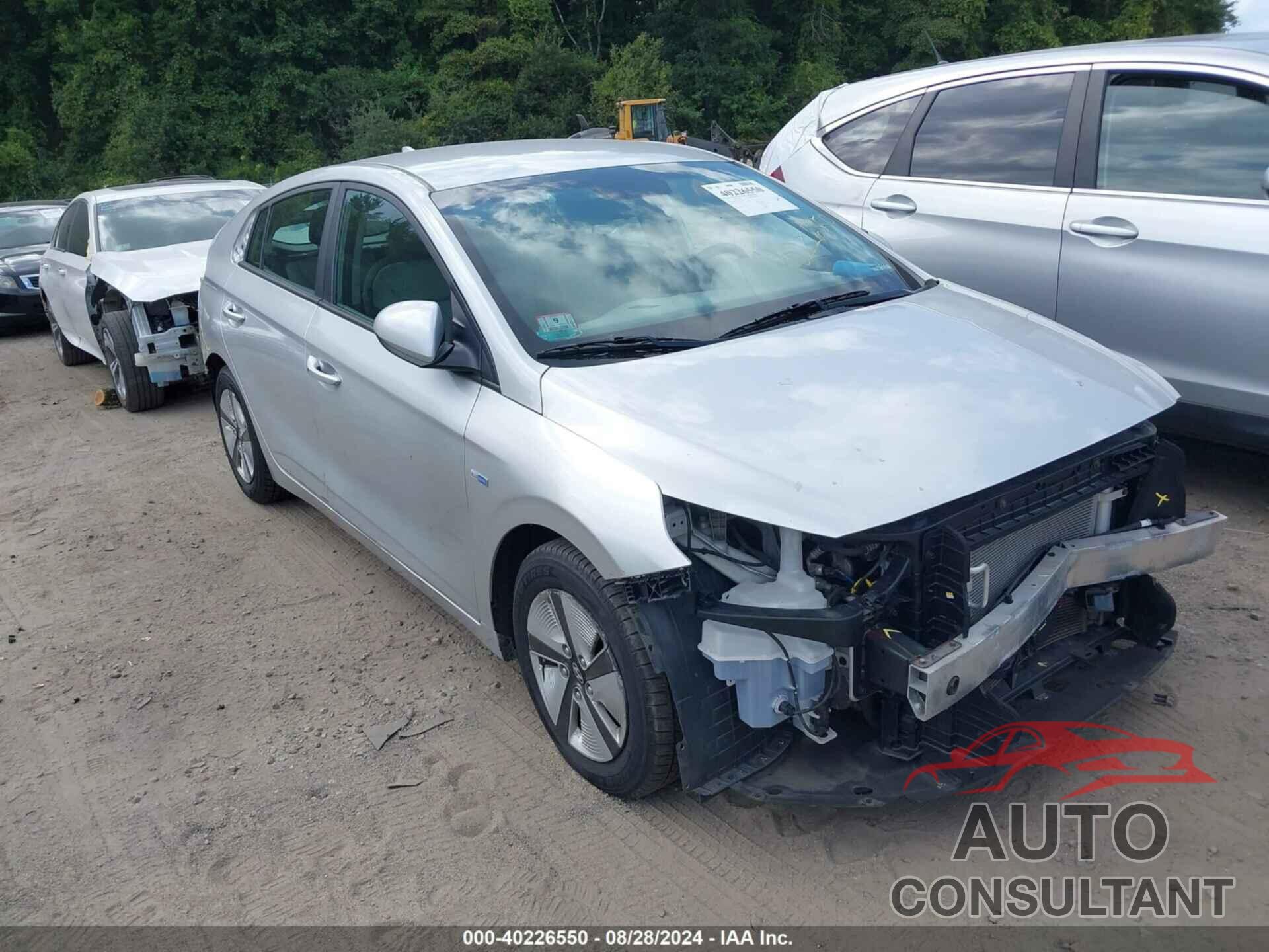 HYUNDAI IONIQ HYBRID 2018 - KMHC65LC3JU064893