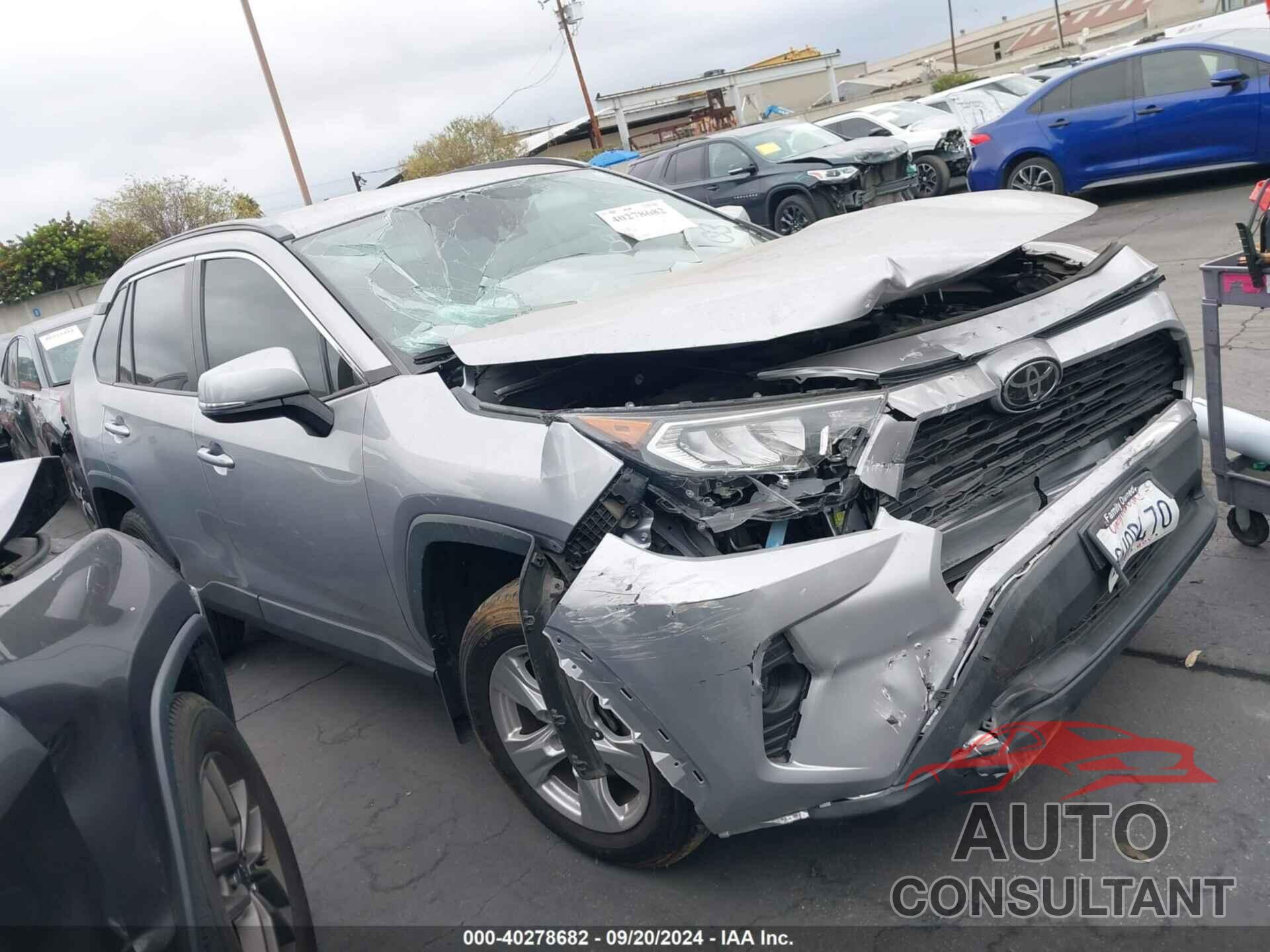 TOYOTA RAV4 2021 - 2T3W1RFVXMC106070