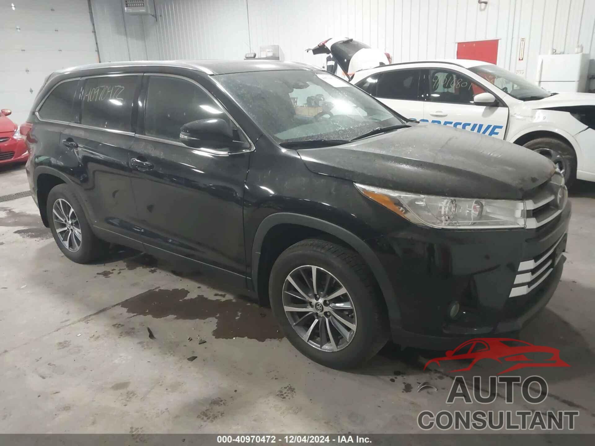 TOYOTA HIGHLANDER 2019 - 5TDJZRFH8KS737328